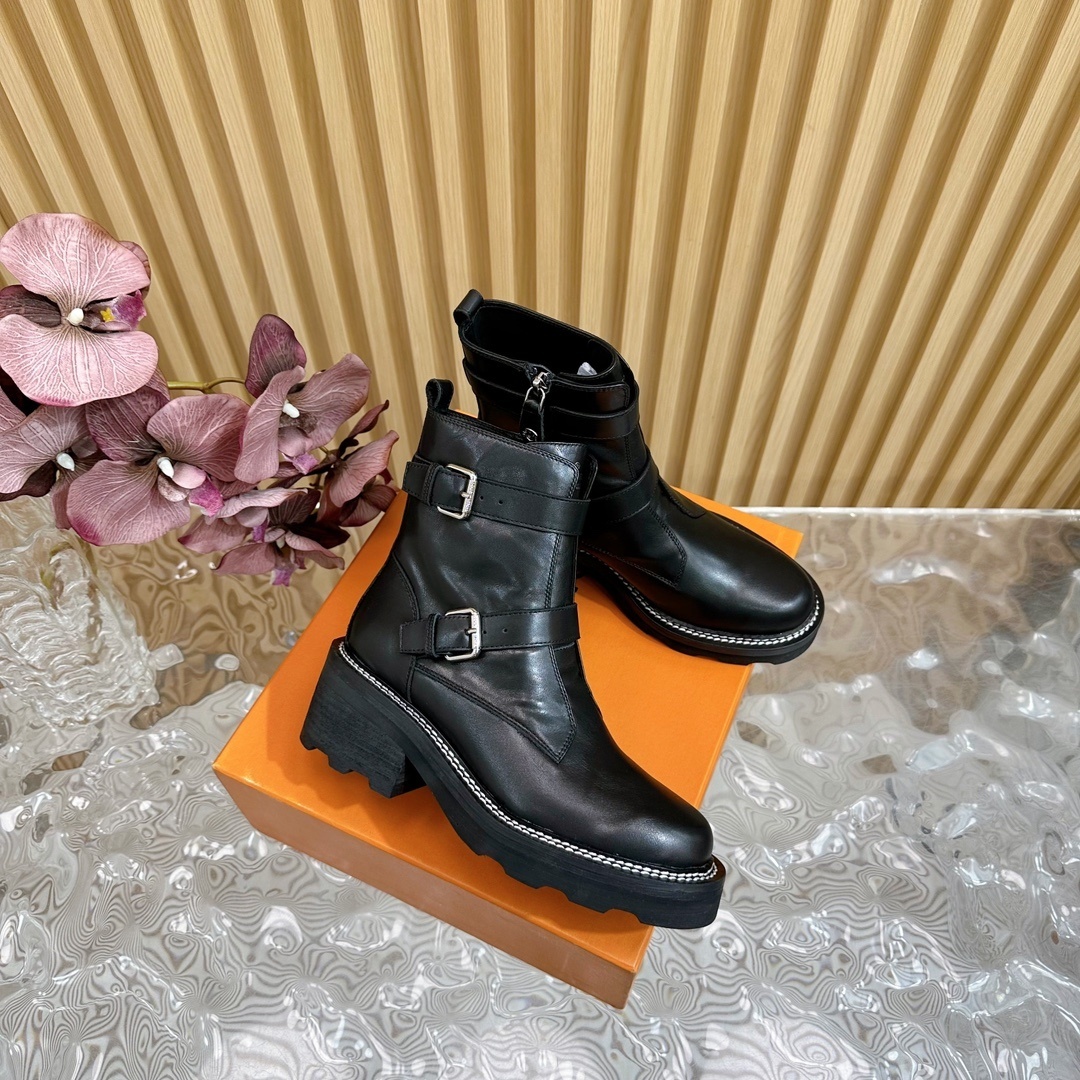 Women's Black Leather Buckle Ankle Boots - Chunky Lug Sole