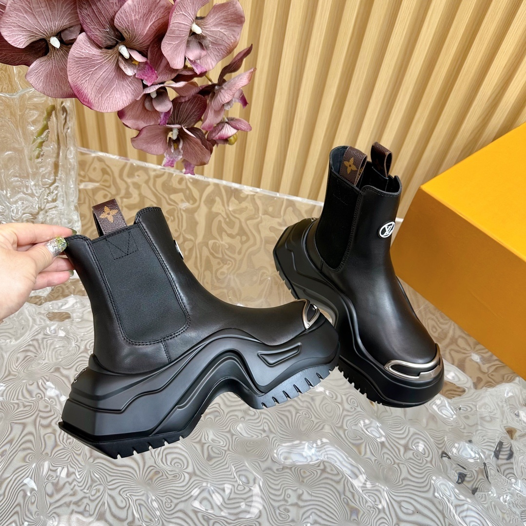 Louis Vuitton Black Leather Pillar Ankle Boots with Platform Sole