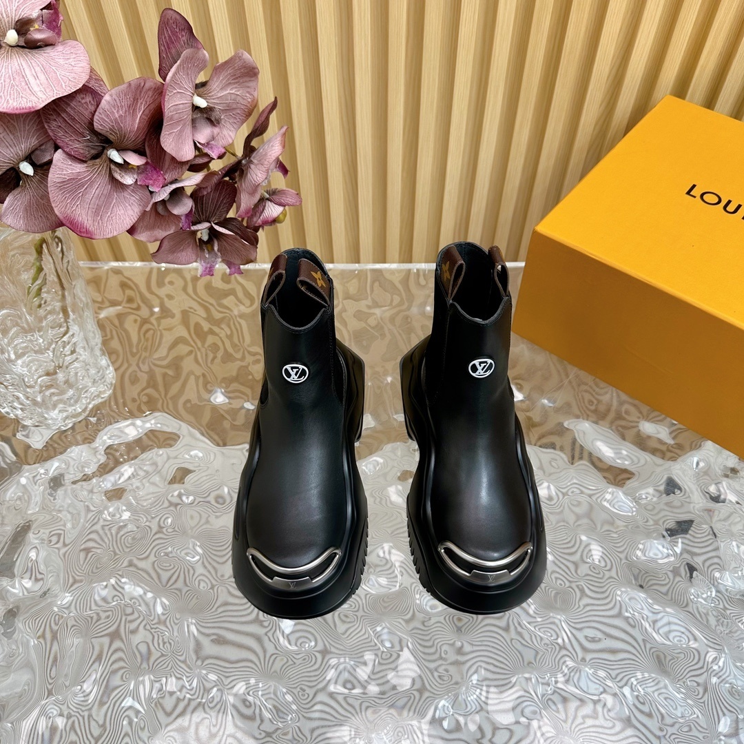 Louis Vuitton Black Leather Pillar Ankle Boots with Platform Sole