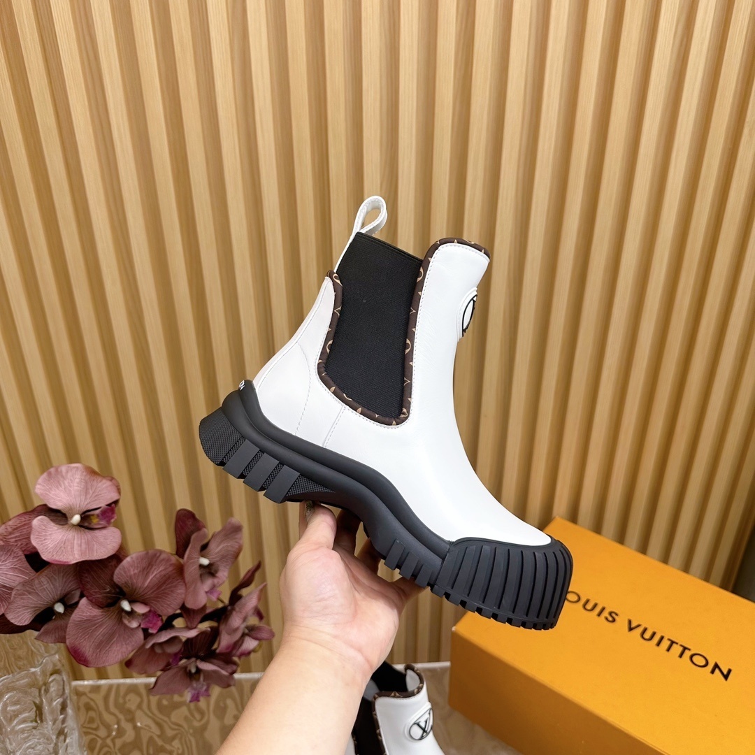 LV Women's White Leather Platform Chelsea Boots with Monogram Trim