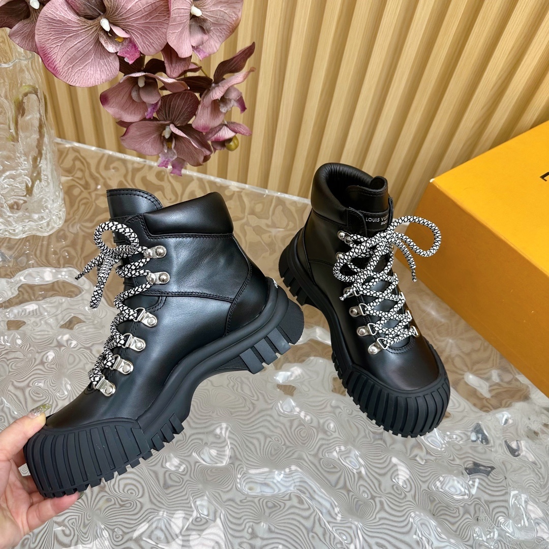 Louis Vuitton Territory Flat Ranger Boots - Premium Black Leather