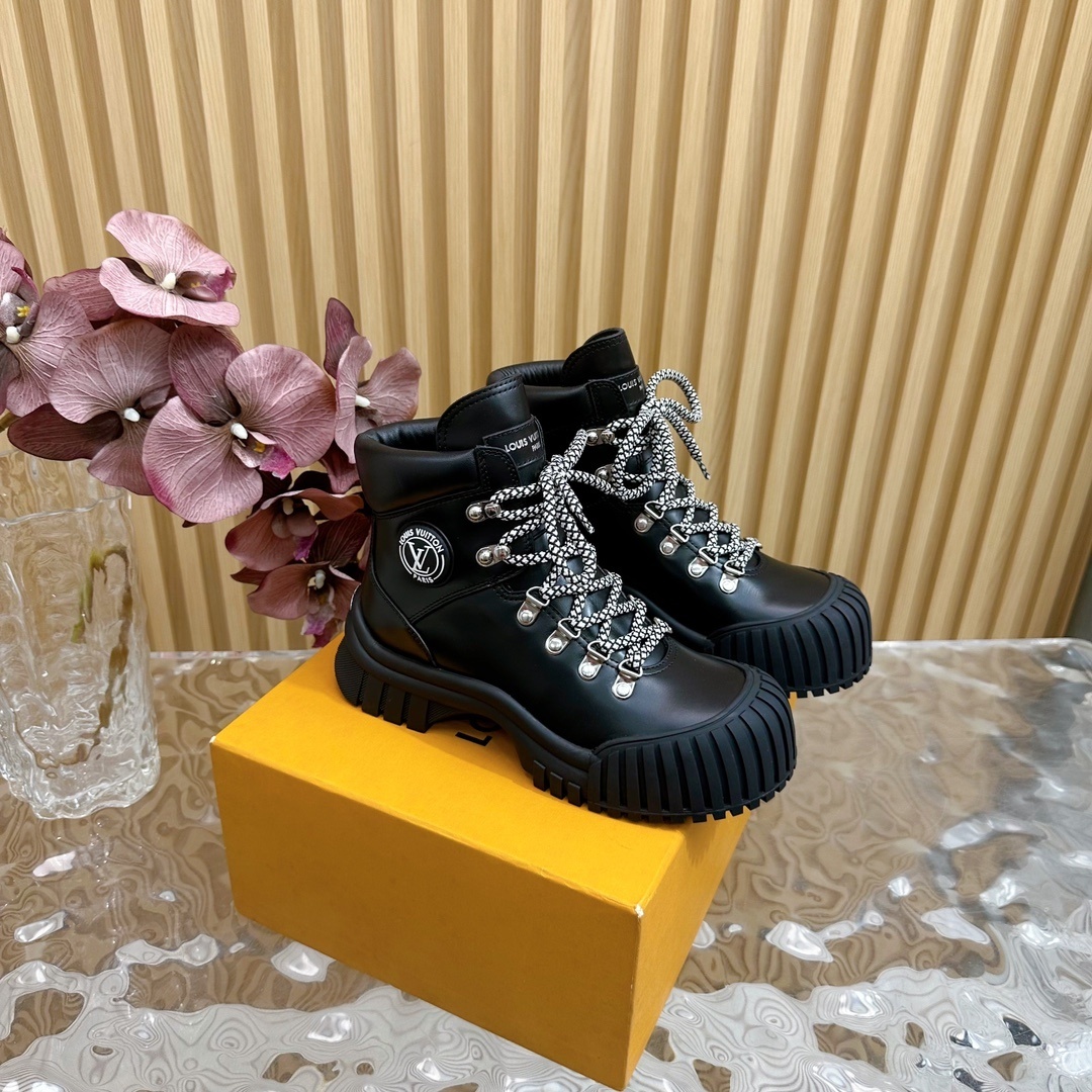 Louis Vuitton Territory Flat Ranger Boots – Premium Black Leather