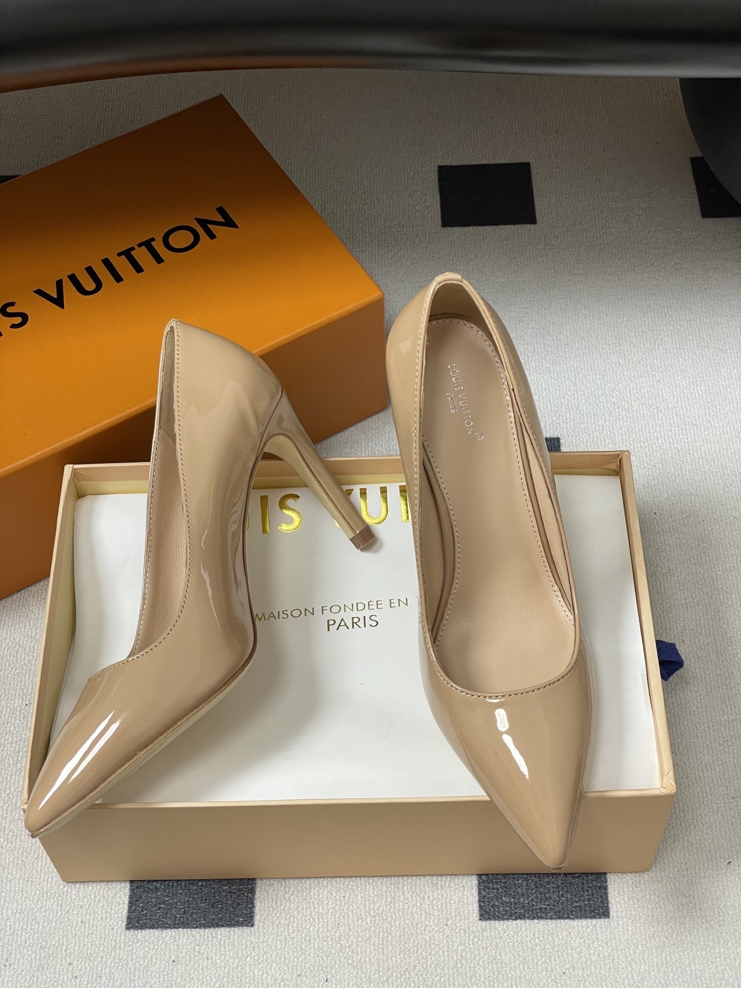 Elegant Nude Patent Leather Pointed Toe High Heel Pumps