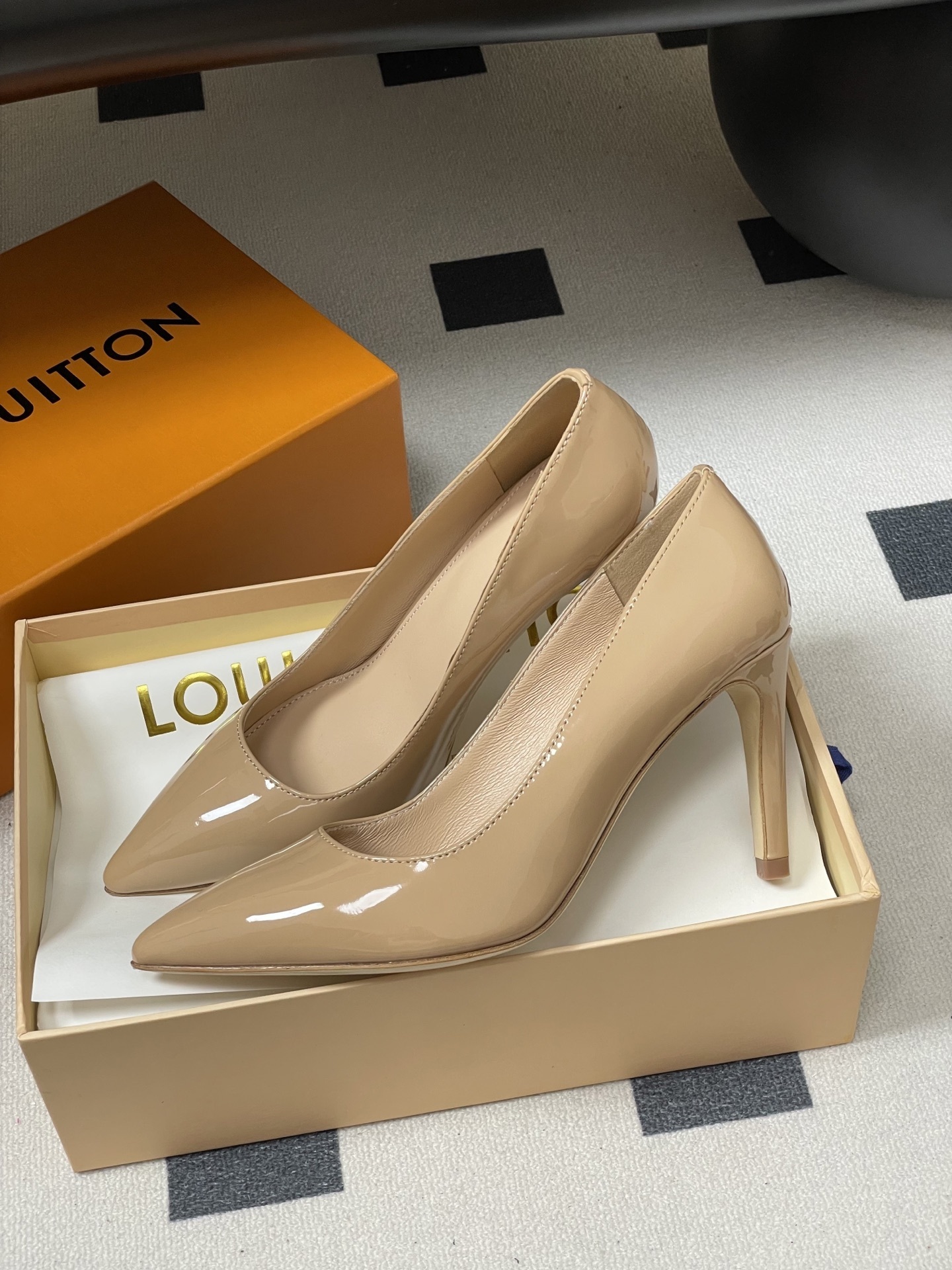 Elegant Nude Patent Leather Pointed Toe High Heel Pumps