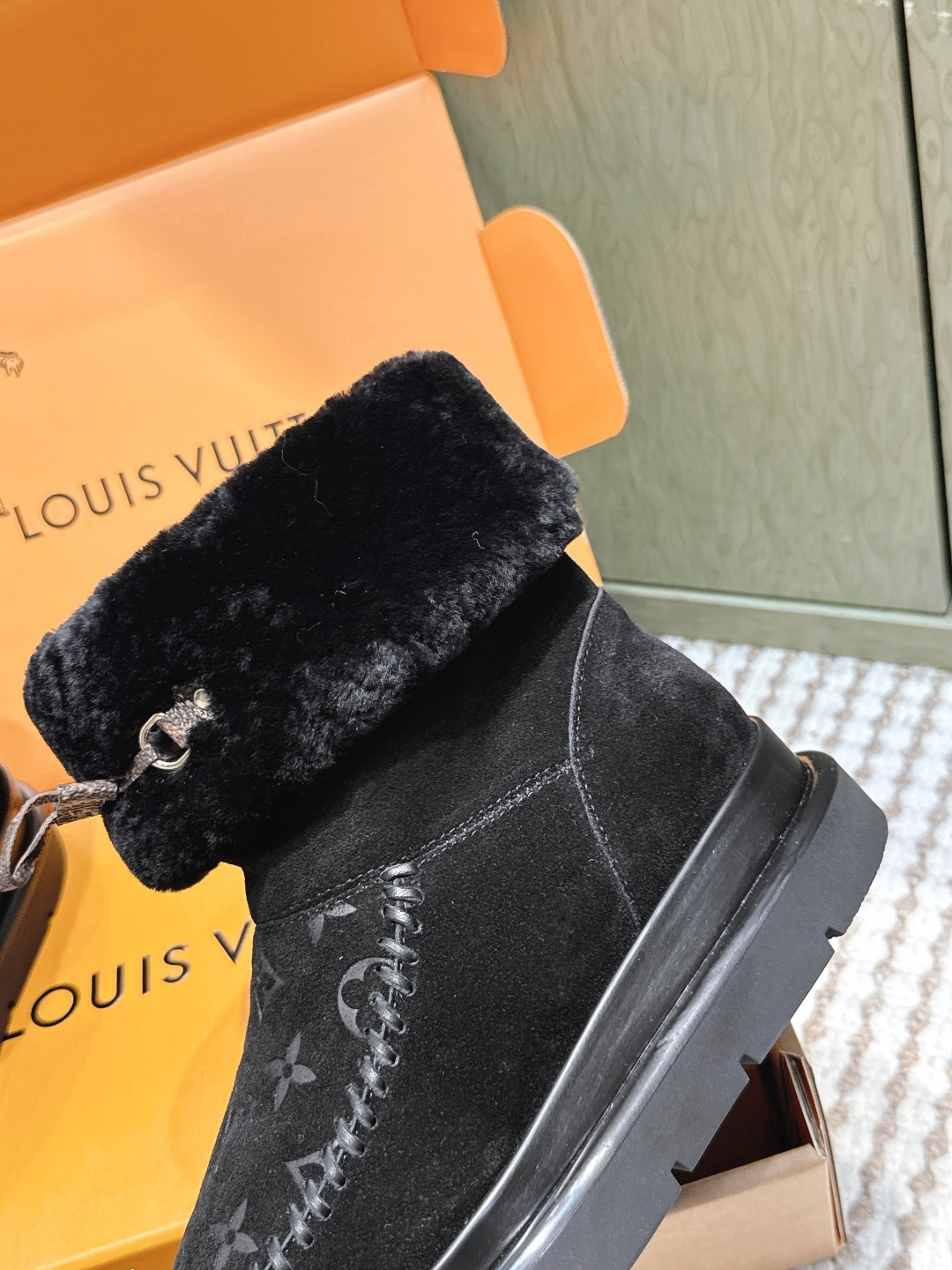 Luxury Monogrammed Black Shearling Winter Boots for Women