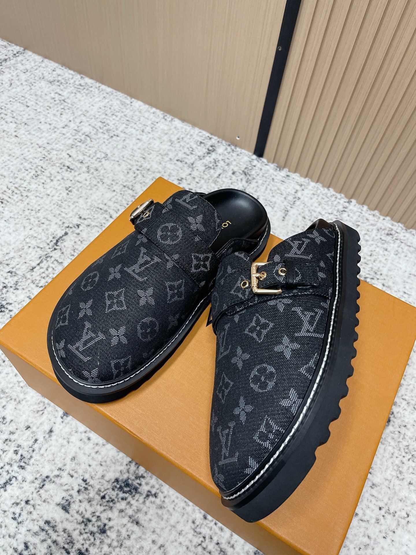 Luxury Monogram Denim Mules Black Buckle Slip-on Clogs for Men