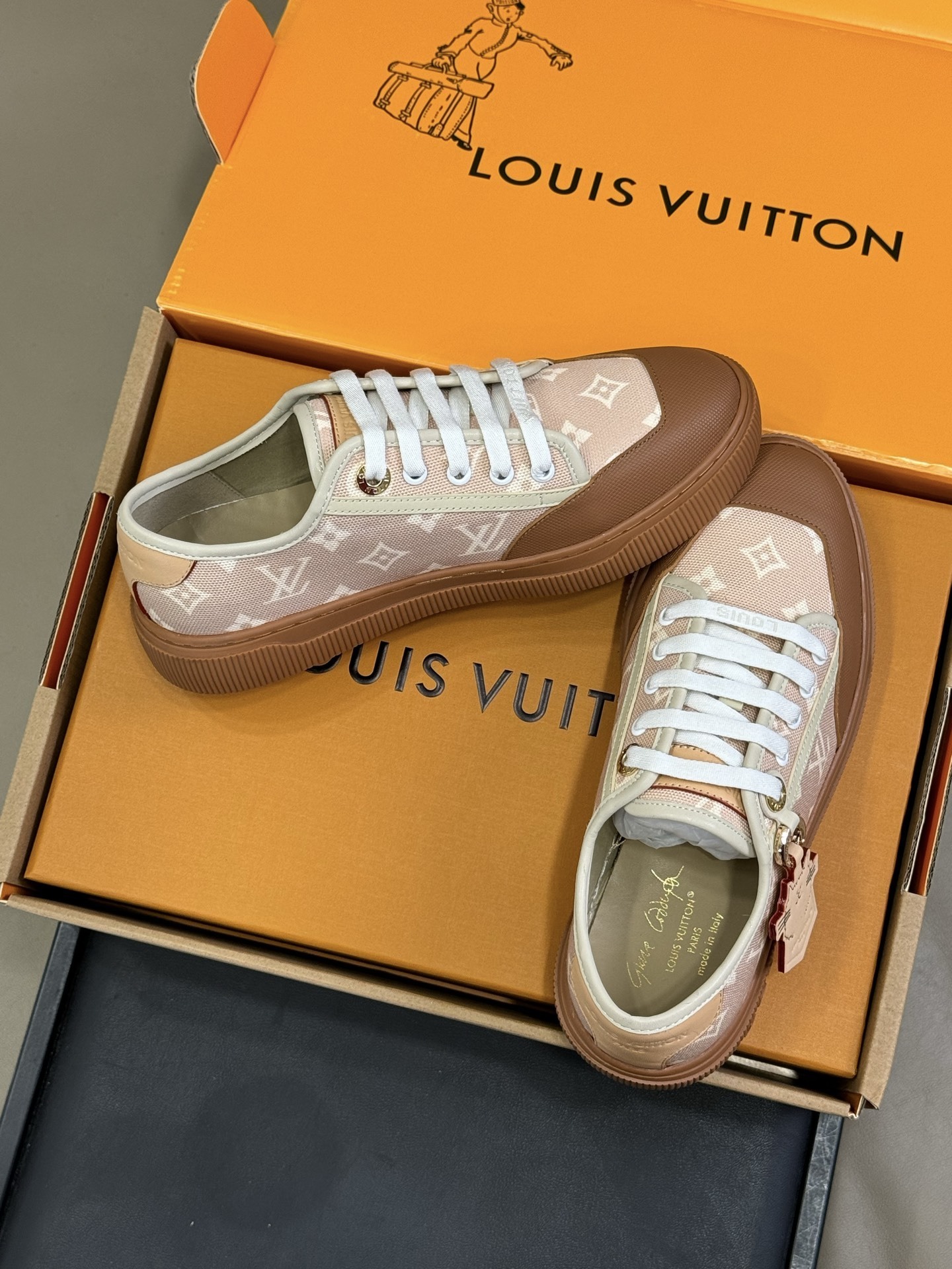Louis Vuitton x Grace Coddington Monogram Cat Sneakers