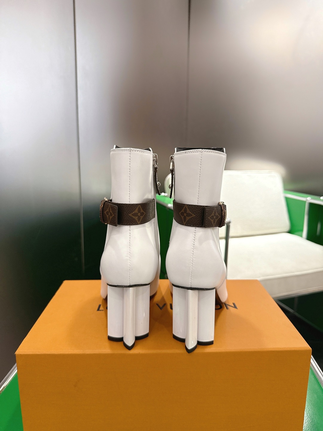 Elegant White Leather Ankle Boots for Women - Chic Side Zip Booties