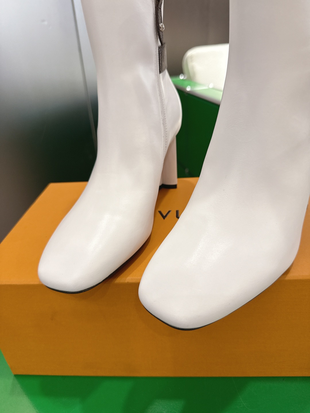 Elegant White Leather Ankle Boots for Women - Chic Side Zip Booties