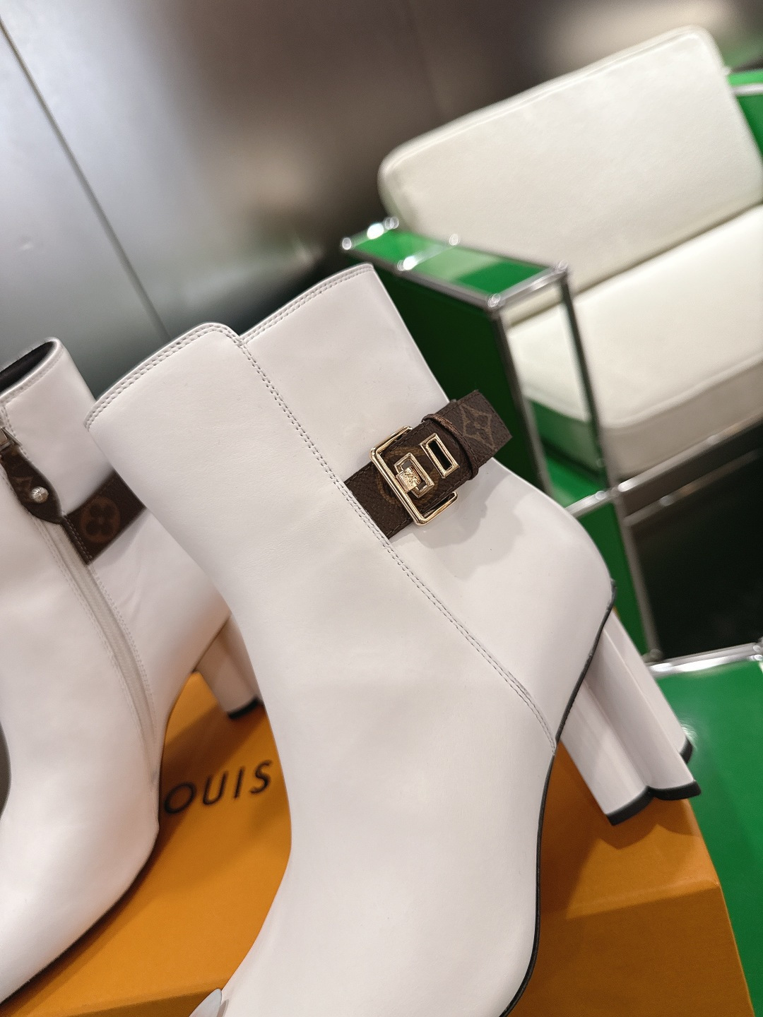 Elegant White Leather Ankle Boots for Women - Chic Side Zip Booties