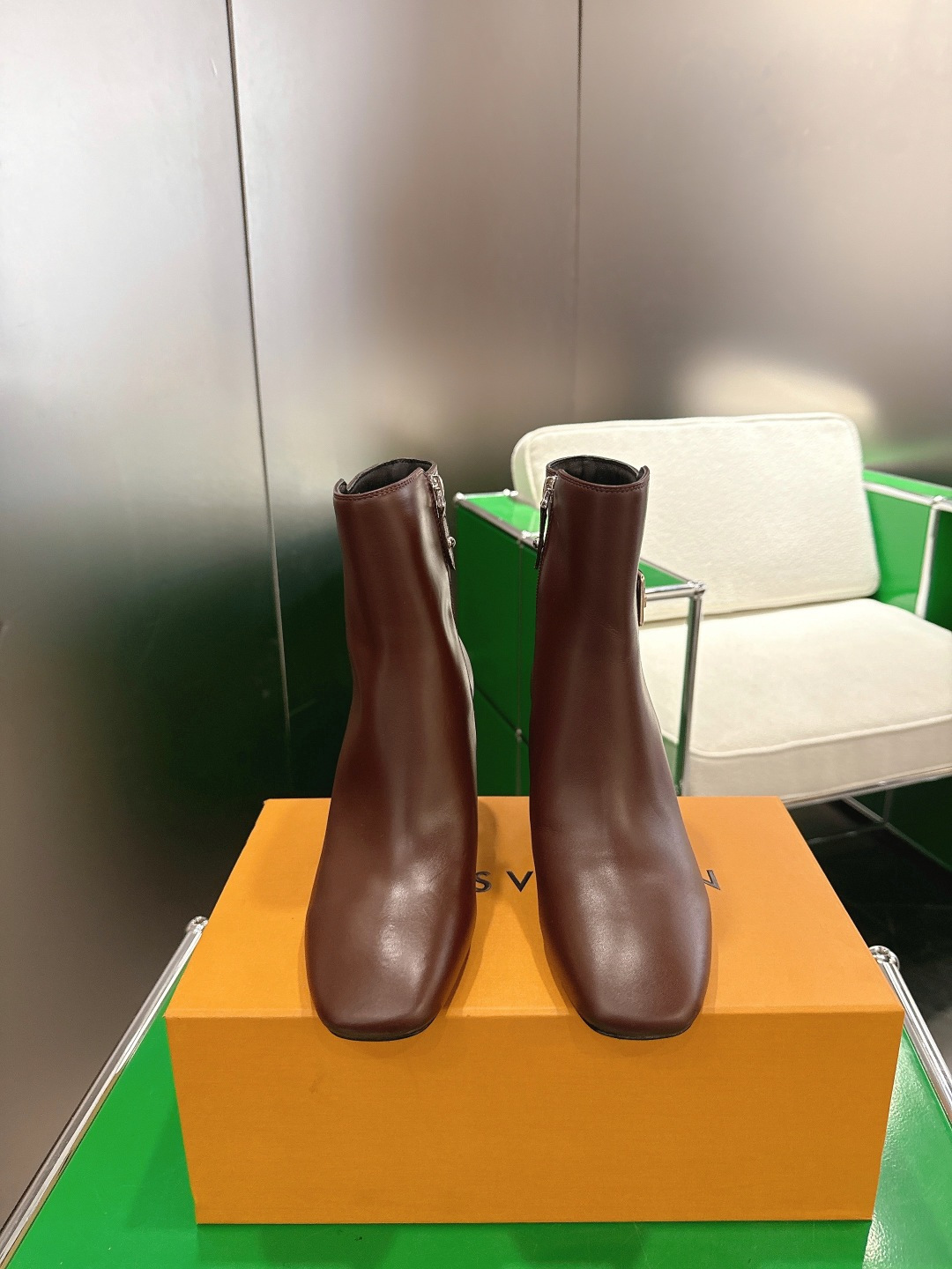 Premium Women’s Brown Leather Ankle Boots – Elegant Square Toe