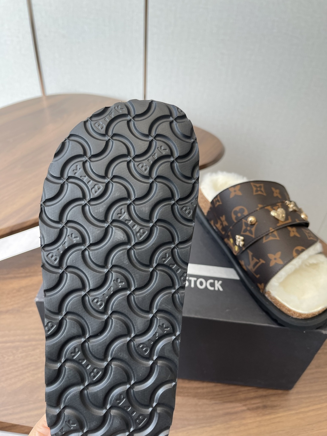 Louis Vuitton Paseo Flat Comfort Mules Shearling Monogram Slides