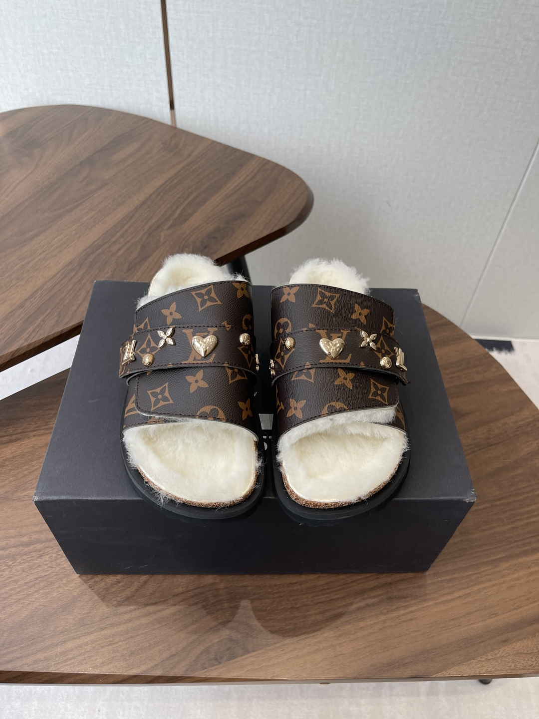 Louis Vuitton Paseo Flat Comfort Mules Shearling Monogram Slides