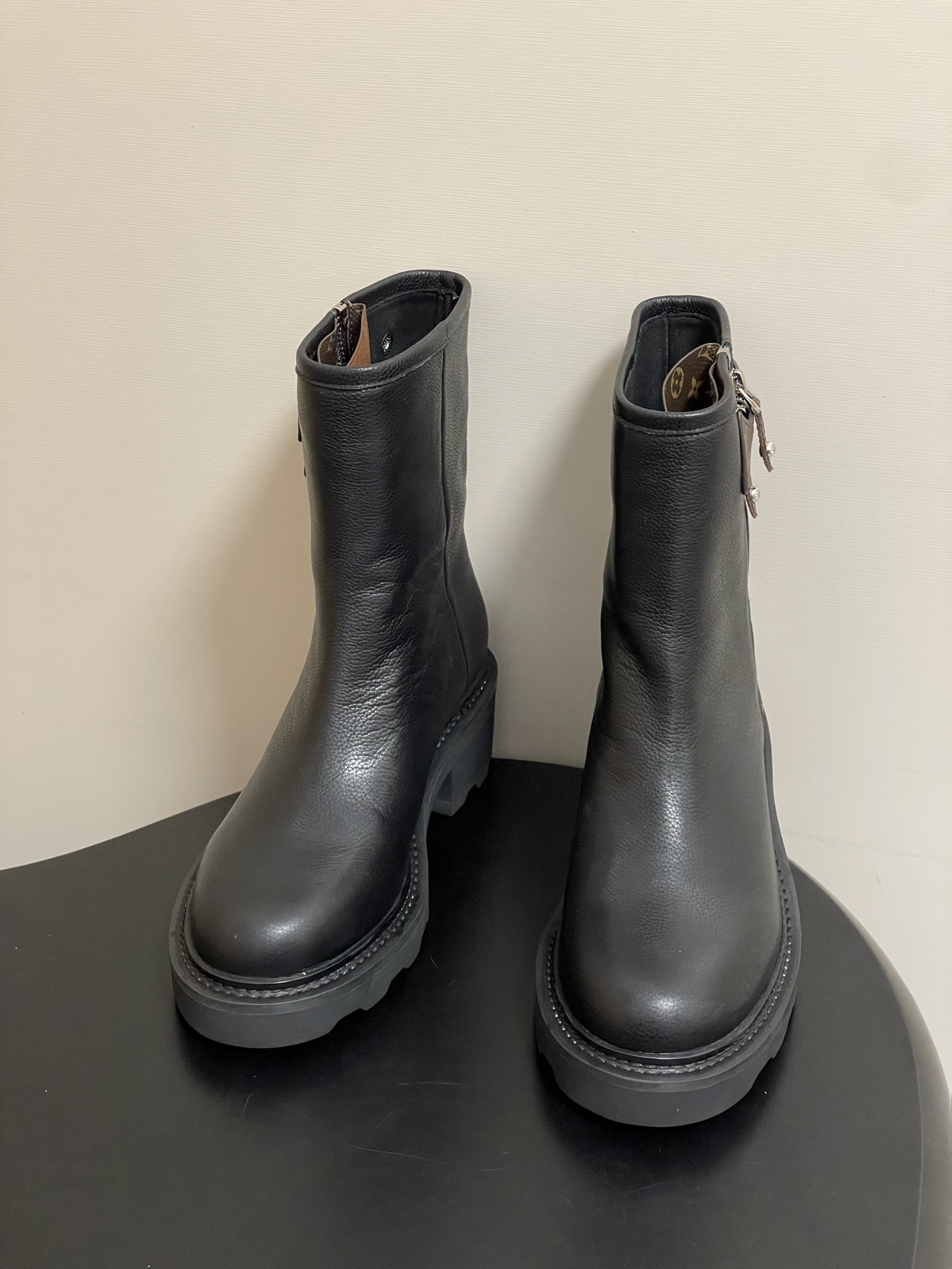 Louis Vuitton Black Grained Leather Discovery Ankle Boots