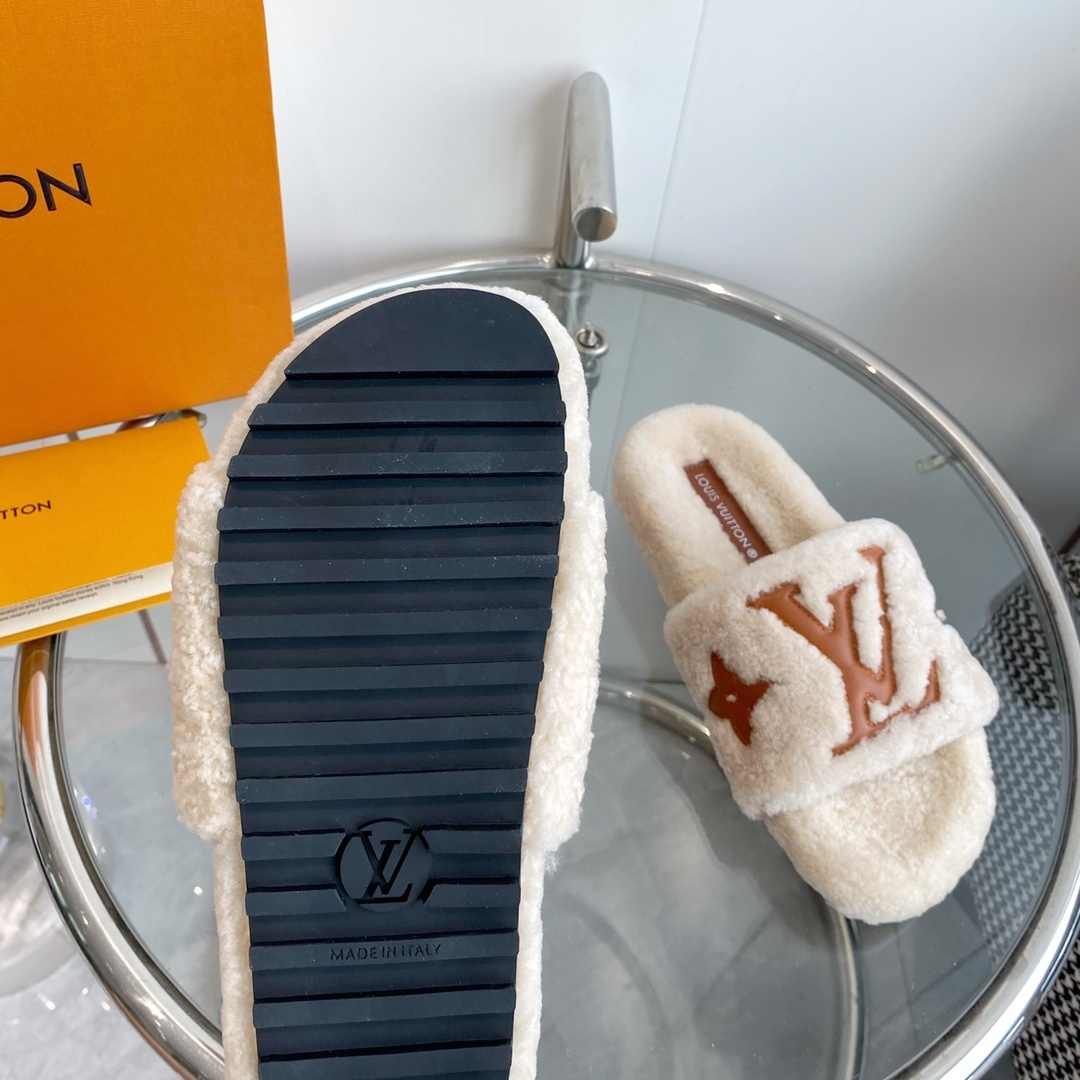 Louis Vuitton White Shearling Slides - Luxury LV Comfort Slippers