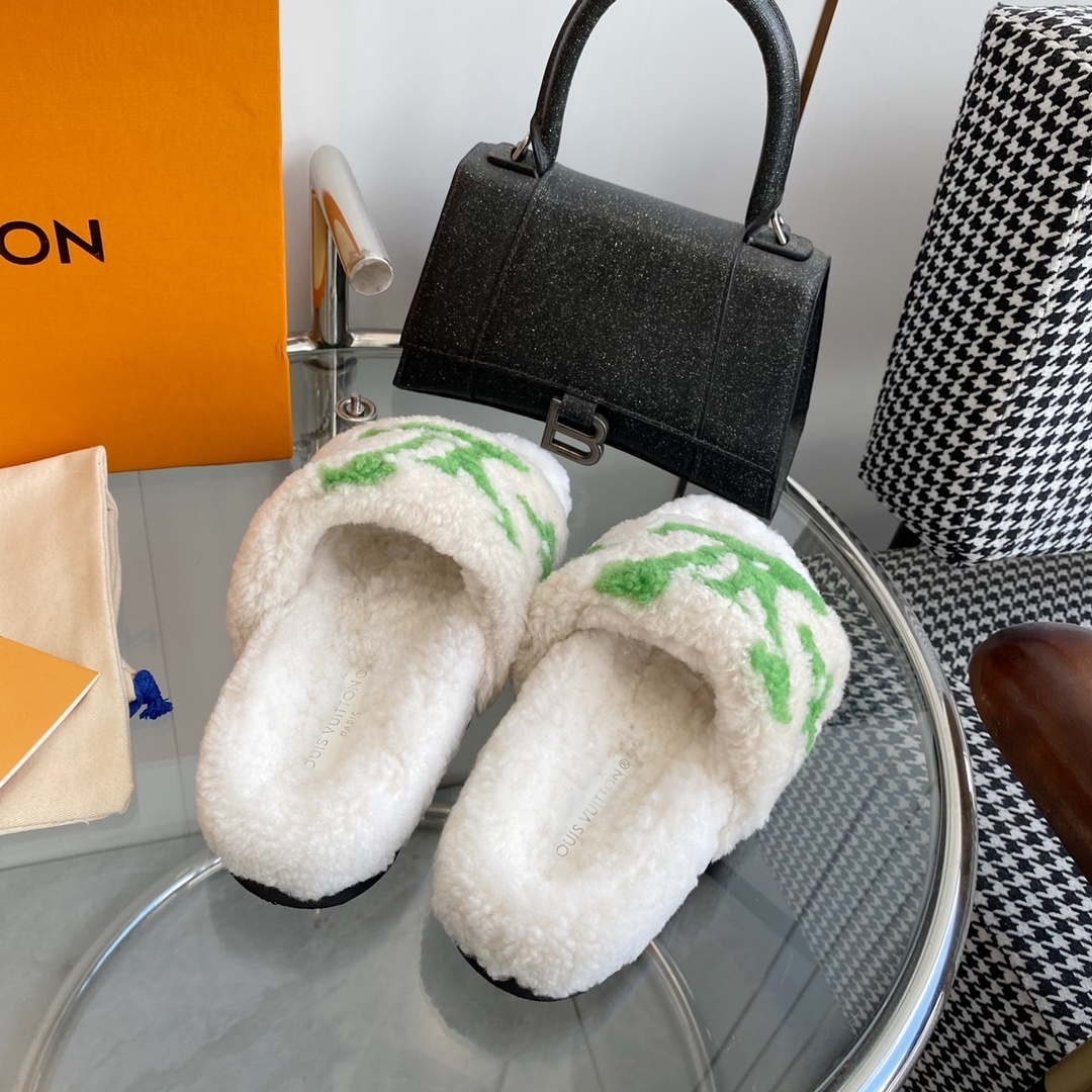 Louis Vuitton Shearling Monogram Slides - White & Green Luxury
