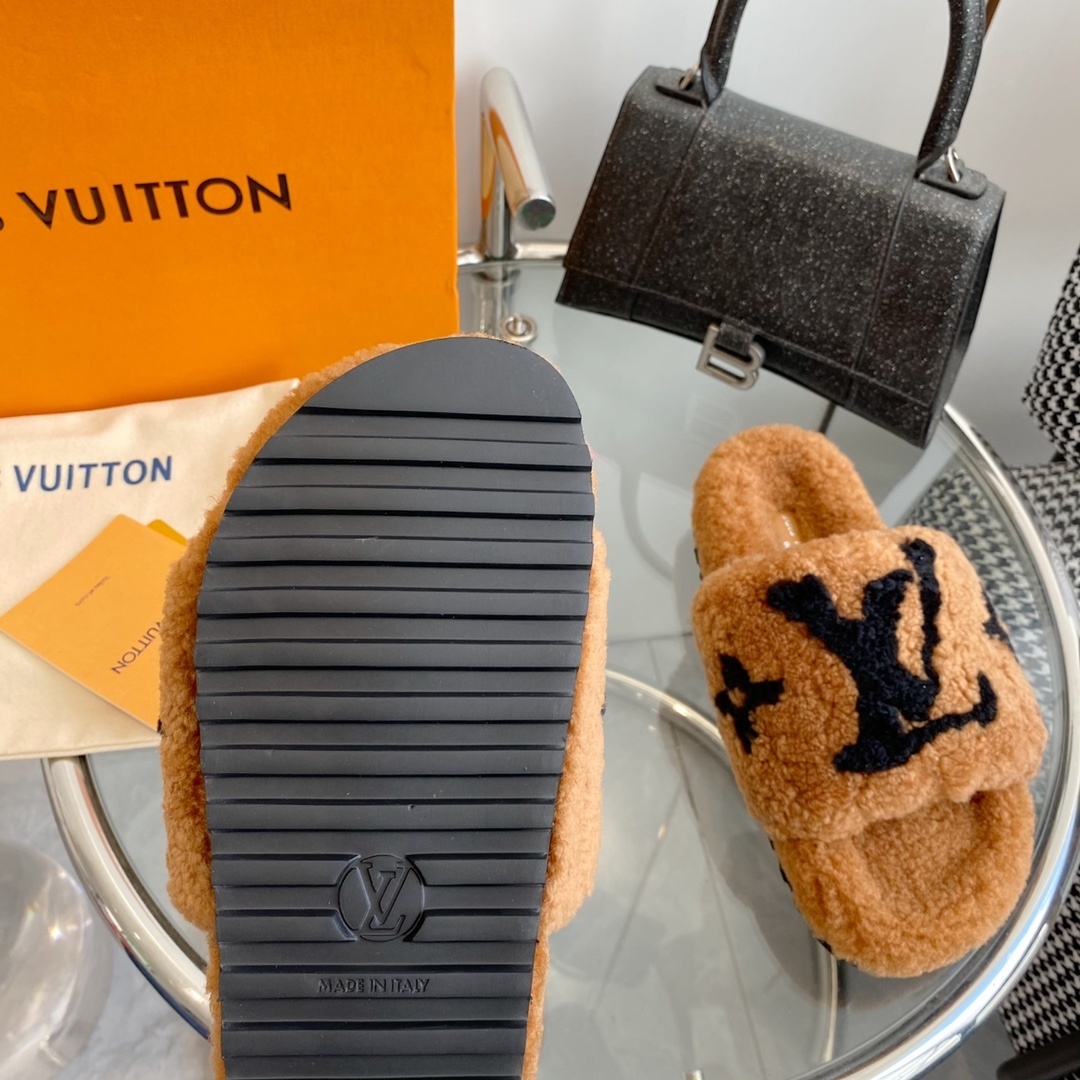 Luxury Louis Vuitton Monogram Shearling Comfort Slides in Tan