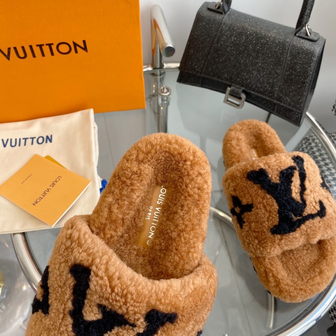 Luxury Louis Vuitton Monogram Shearling Comfort Slides in Tan