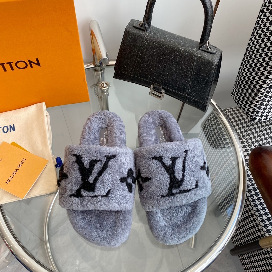 Louis Vuitton Grey Shearling Monogram Slides – Luxury Flat Slippers