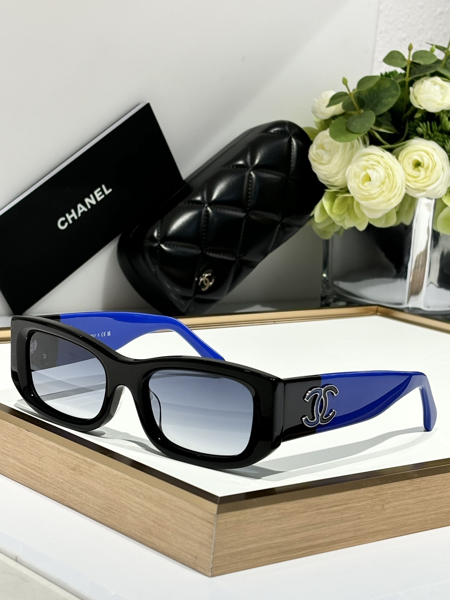Chanel Polarized Rectangular Sunglasses with Iconic CC Logo