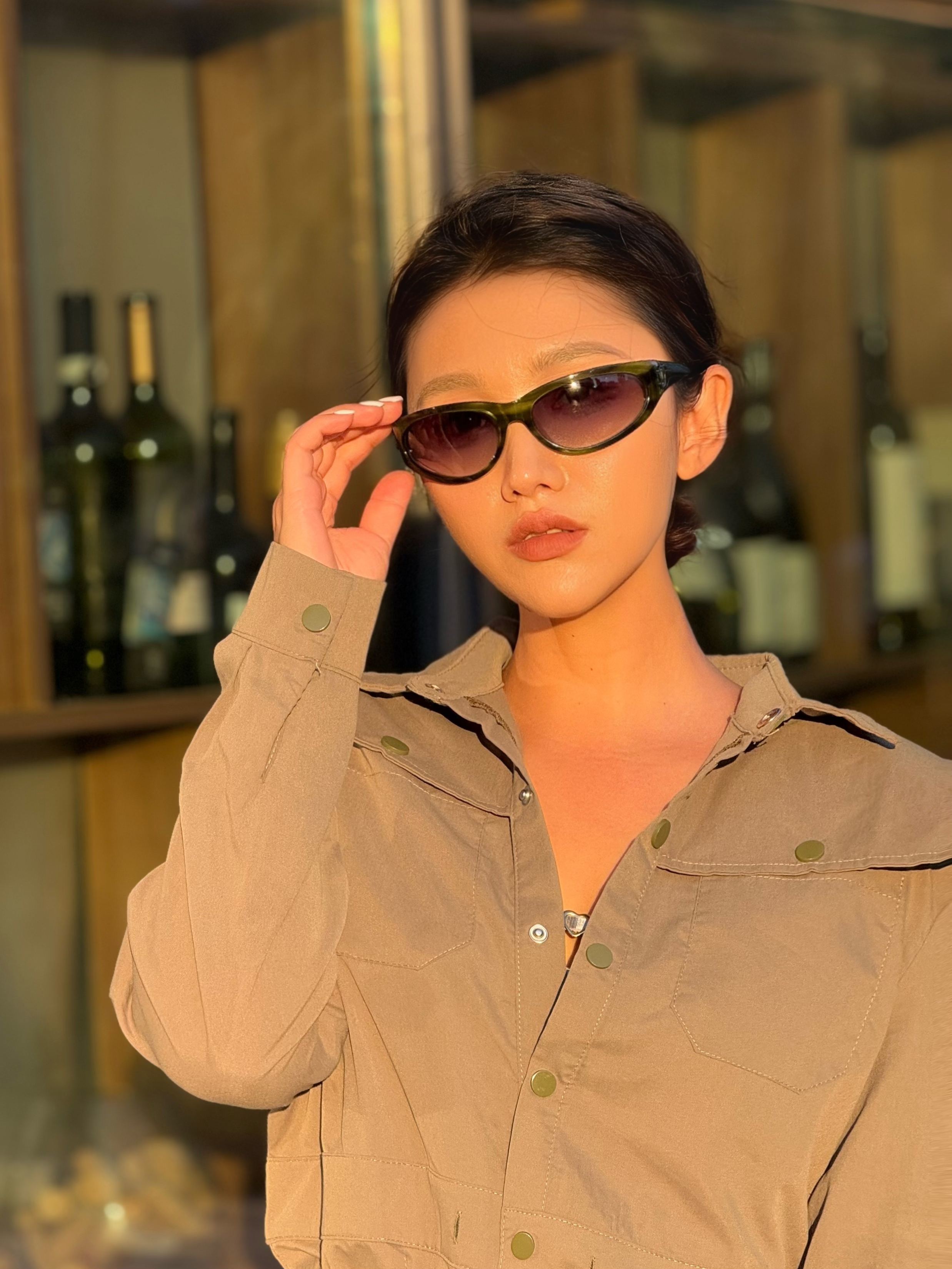 Women's Chic Khaki Utility Jumpsuit - Long Sleeve Military Romper