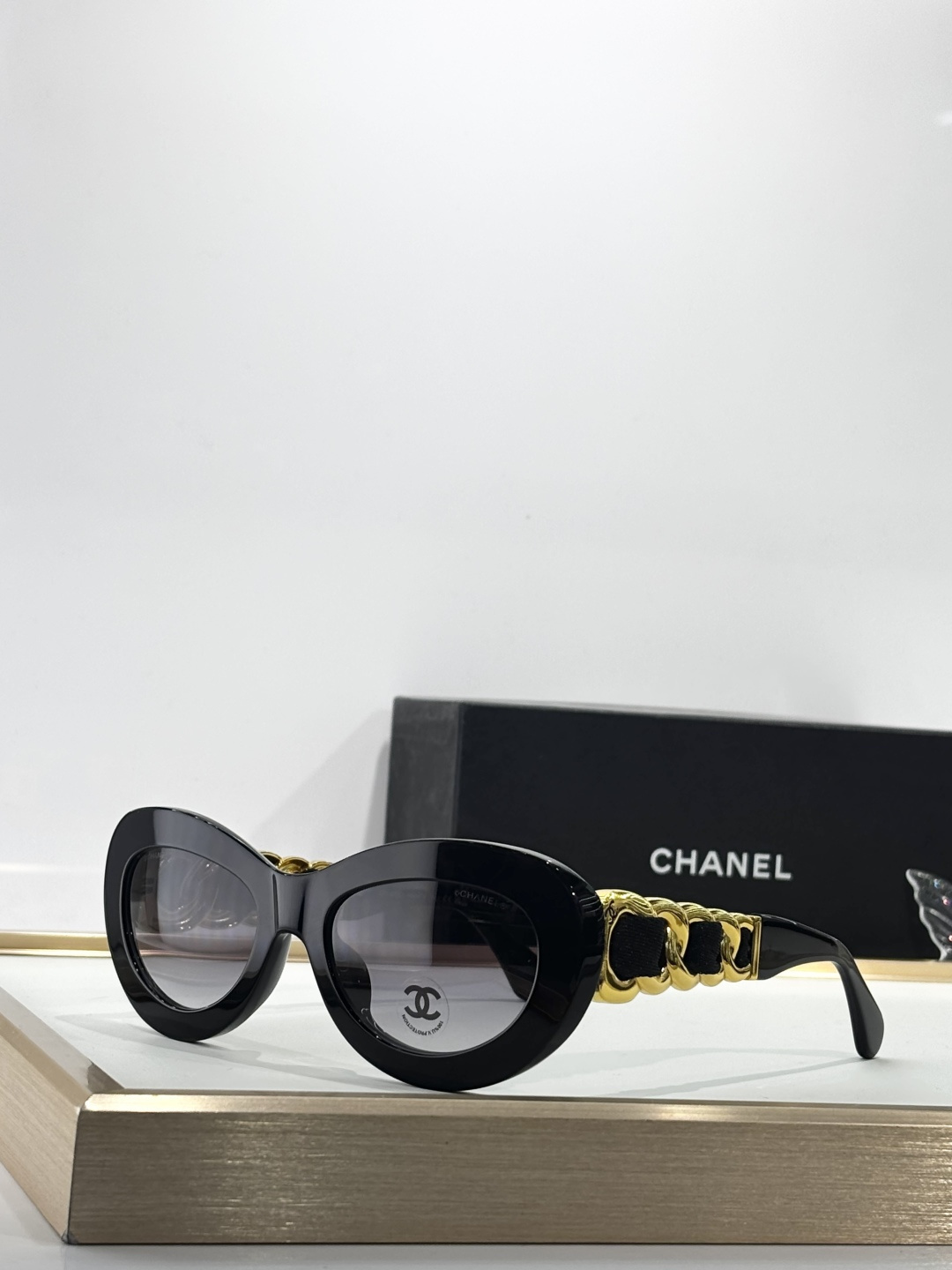 Chanel Luxury Oversized Cat-Eye Sunglasses with Gold Chain Detail