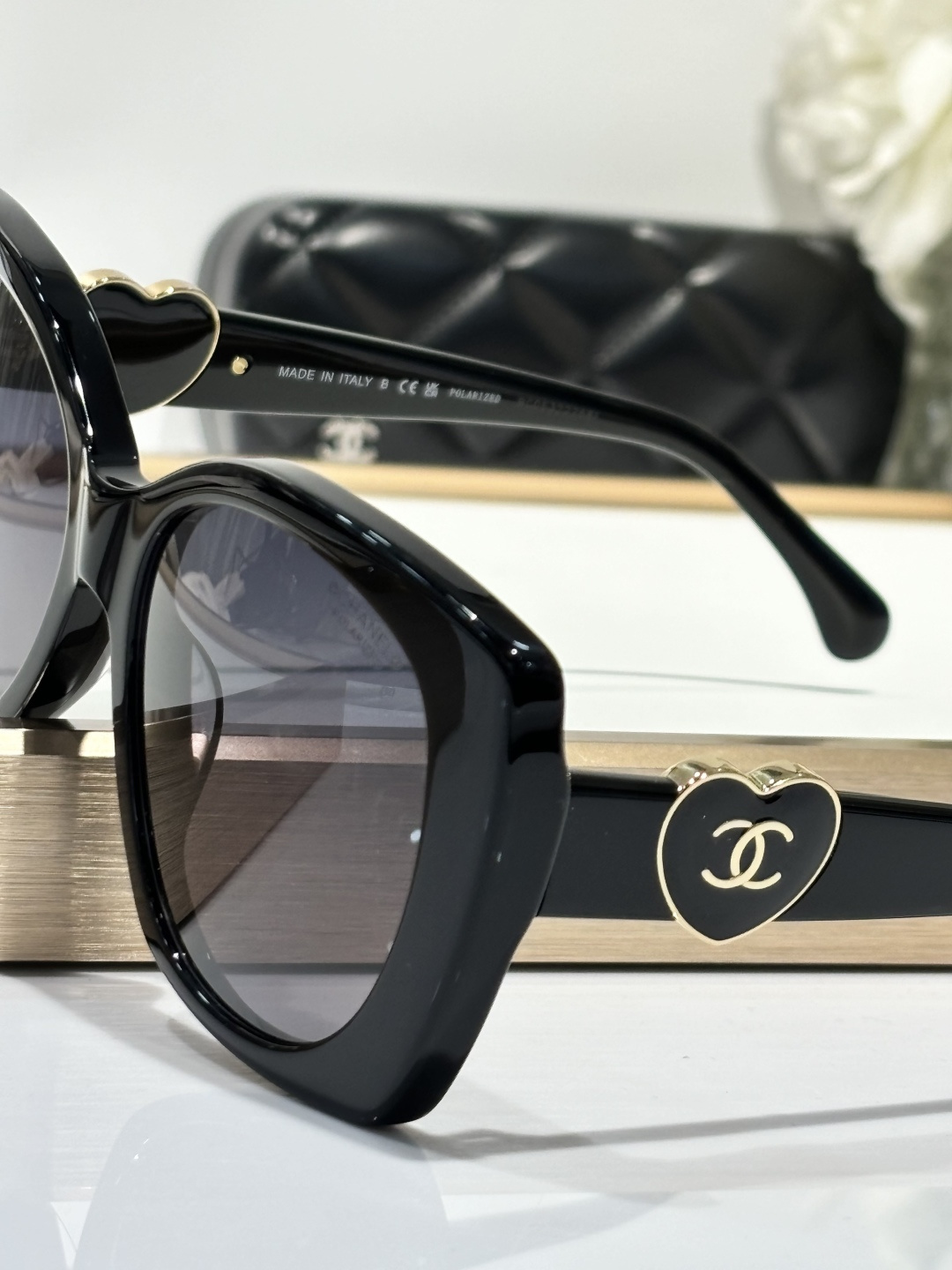 Chanel OCH5519 Oversized Sunglasses with Heart CC Logo - Luxury Eyewear