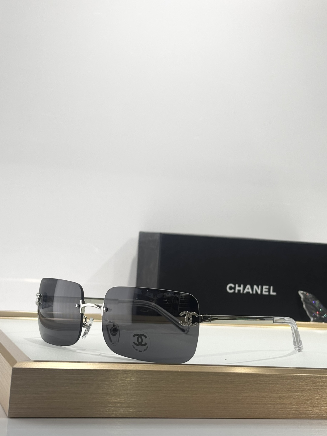 Luxury Chanel Rimless Sunglasses - Crystal CC Logo Gradient