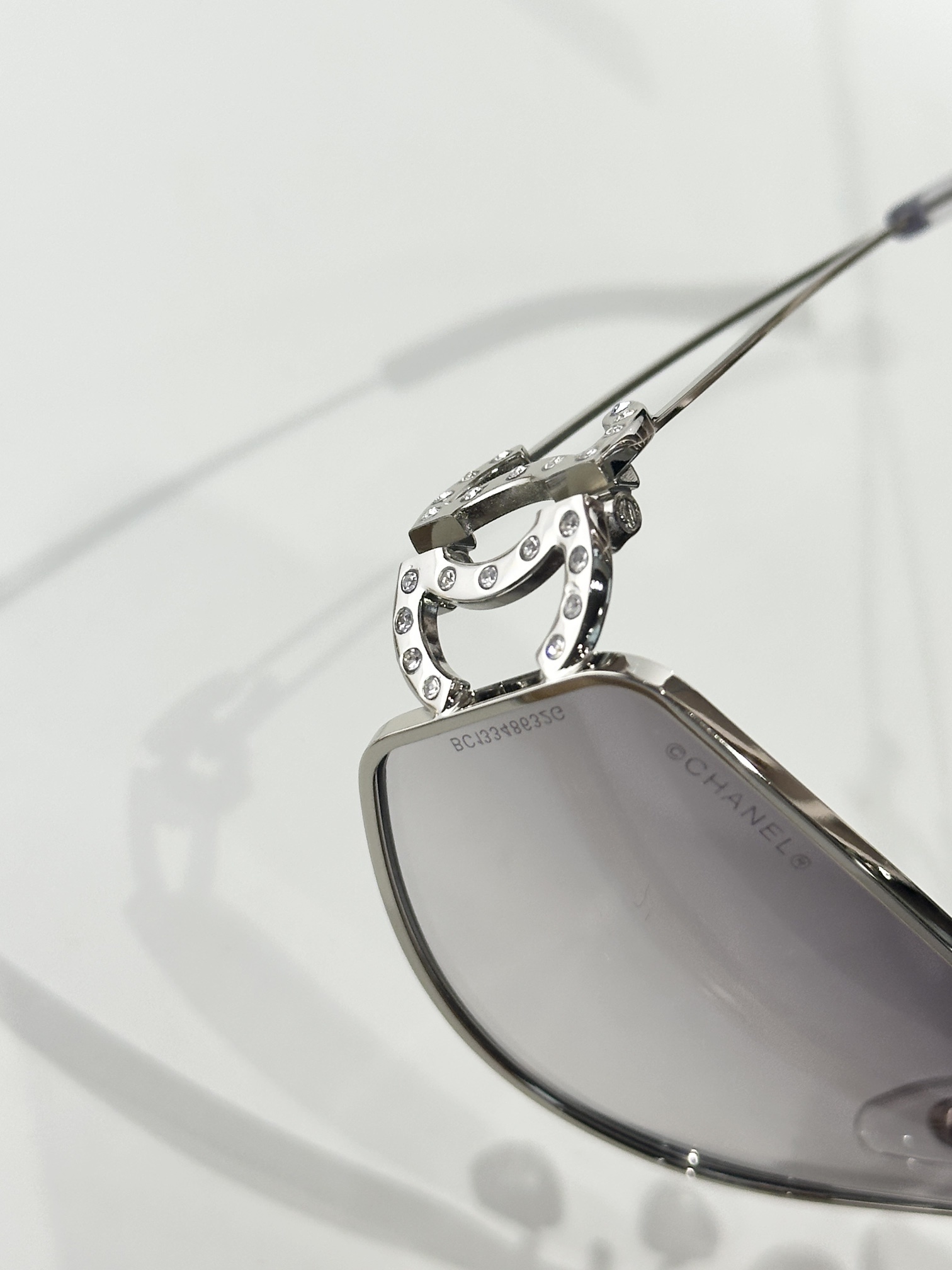 Vintage Y2K Rimless Sunglasses Luxury Rhinestone Wrap Around Shades