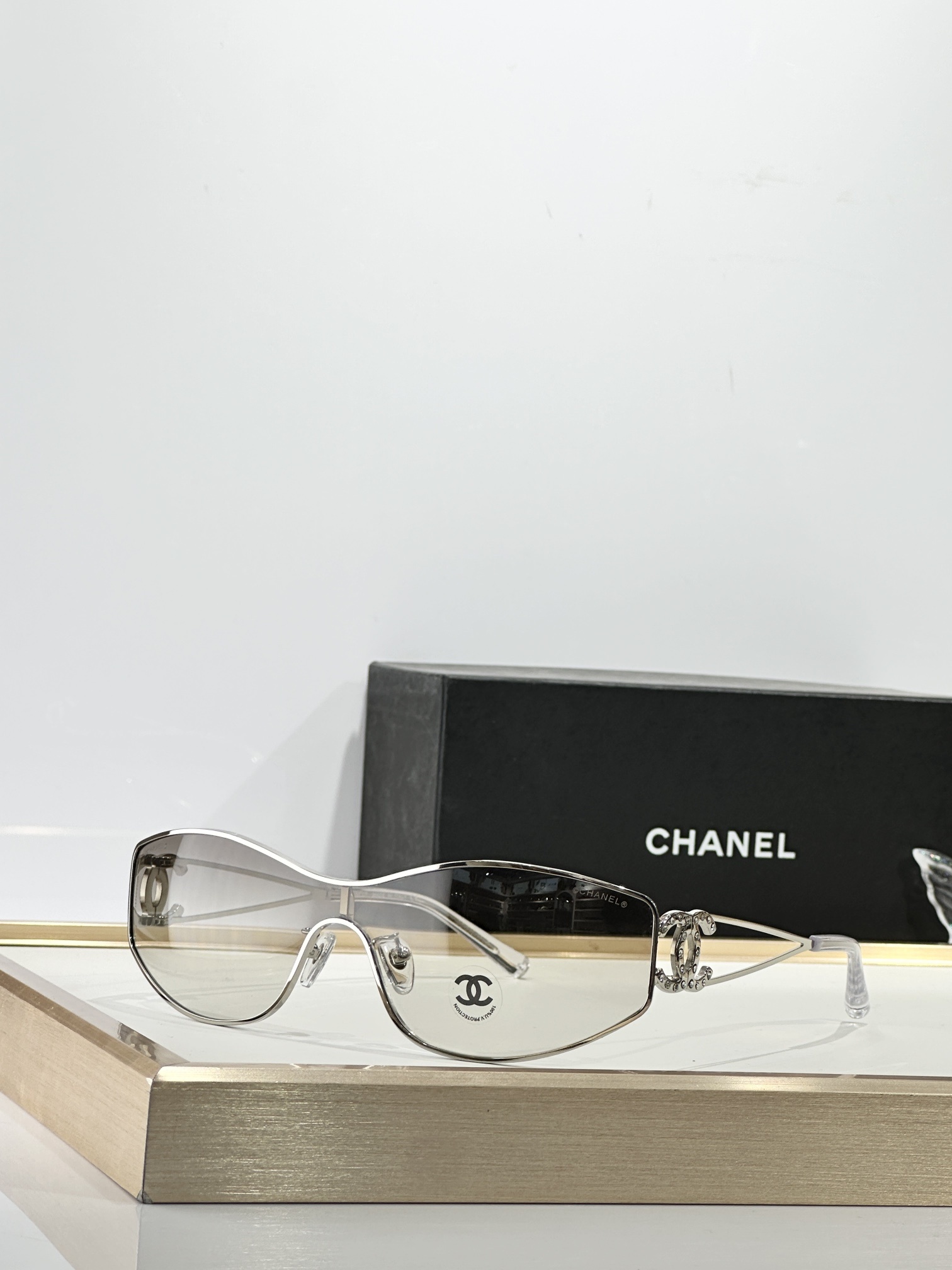 Vintage Y2K Rimless Sunglasses Luxury Rhinestone Wrap Around Shades