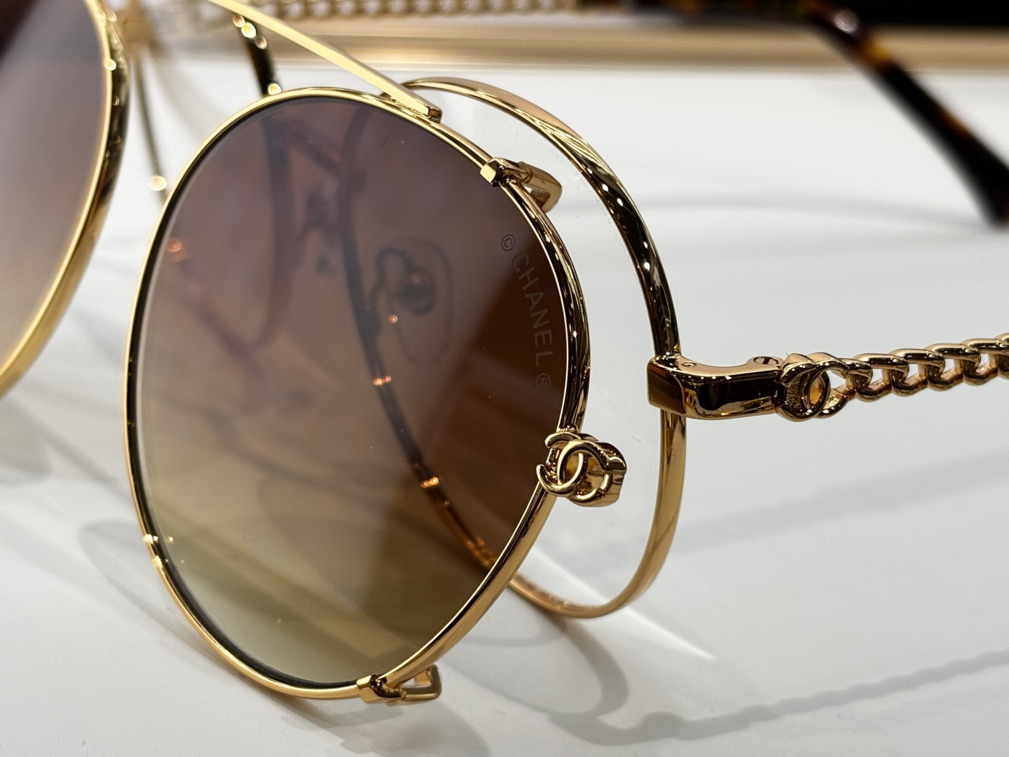 Chanel Luxury Round Sunglasses with Elegant Detachable Chain