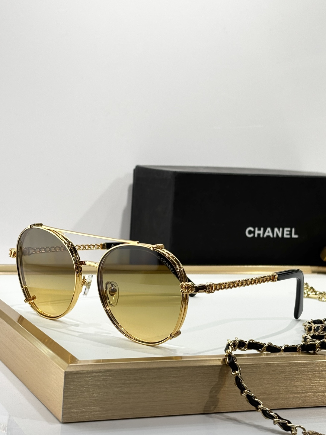 Chanel Luxury Round Sunglasses with Elegant Detachable Chain