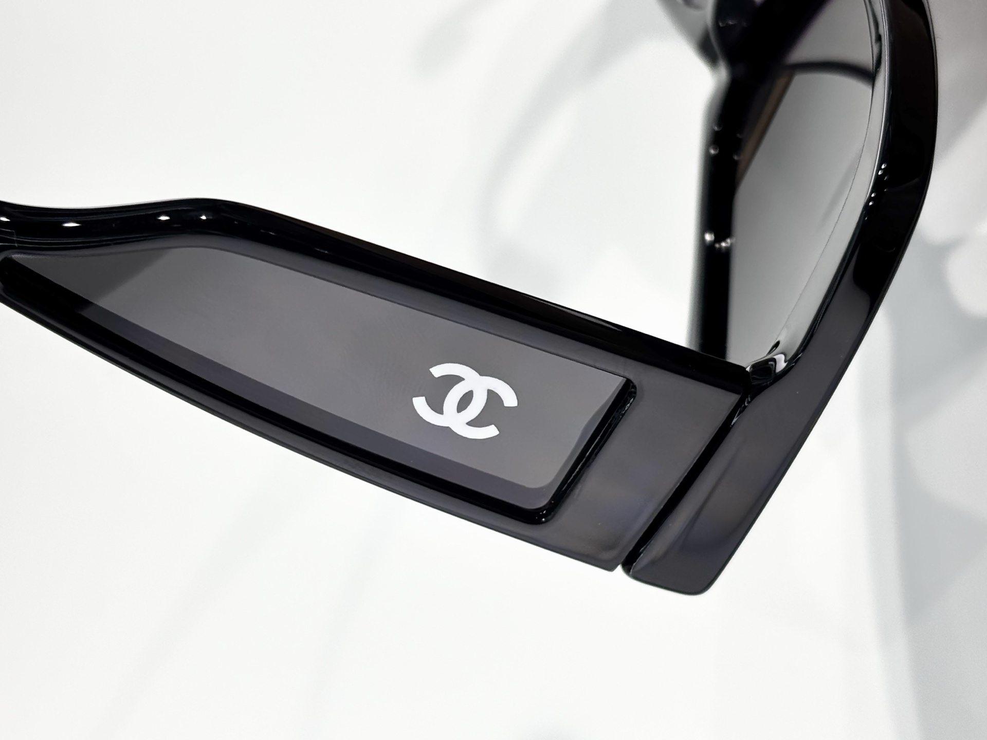 Chanel Luxury Black Butterfly Sunglasses for Women with CC Logo