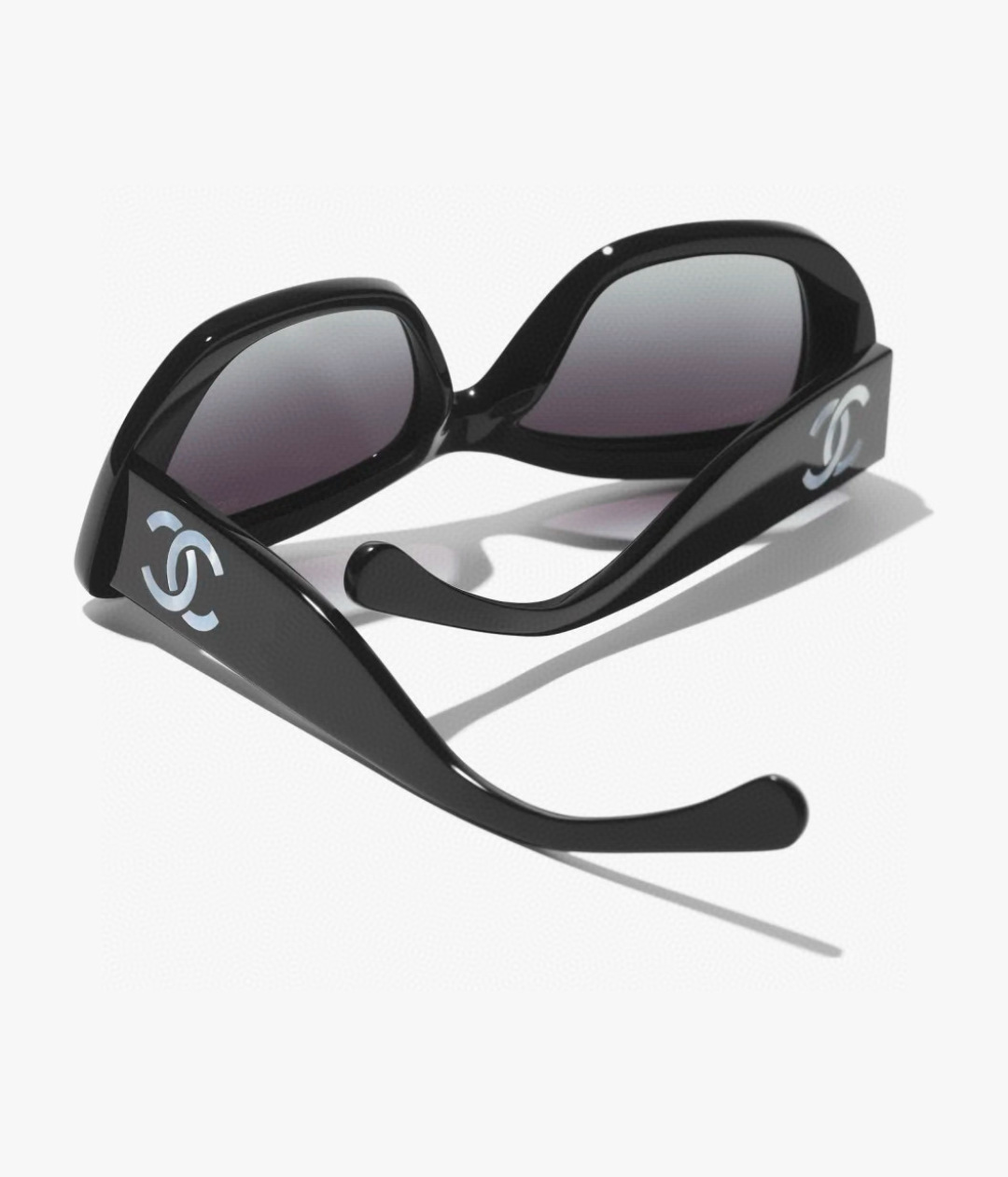 Chanel Oversized Cat-Eye Sunglasses Black Acetate with CC Logo