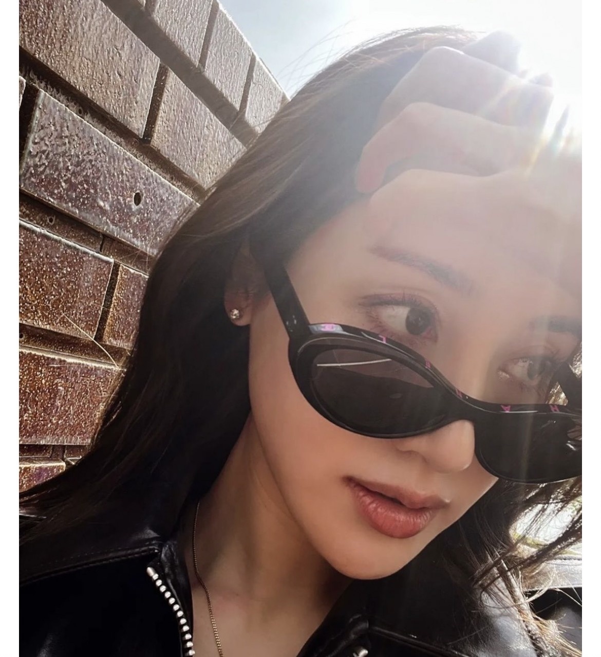 Retro Oval Cat Eye Sunglasses - Vintage Black Frames for Women Y2K