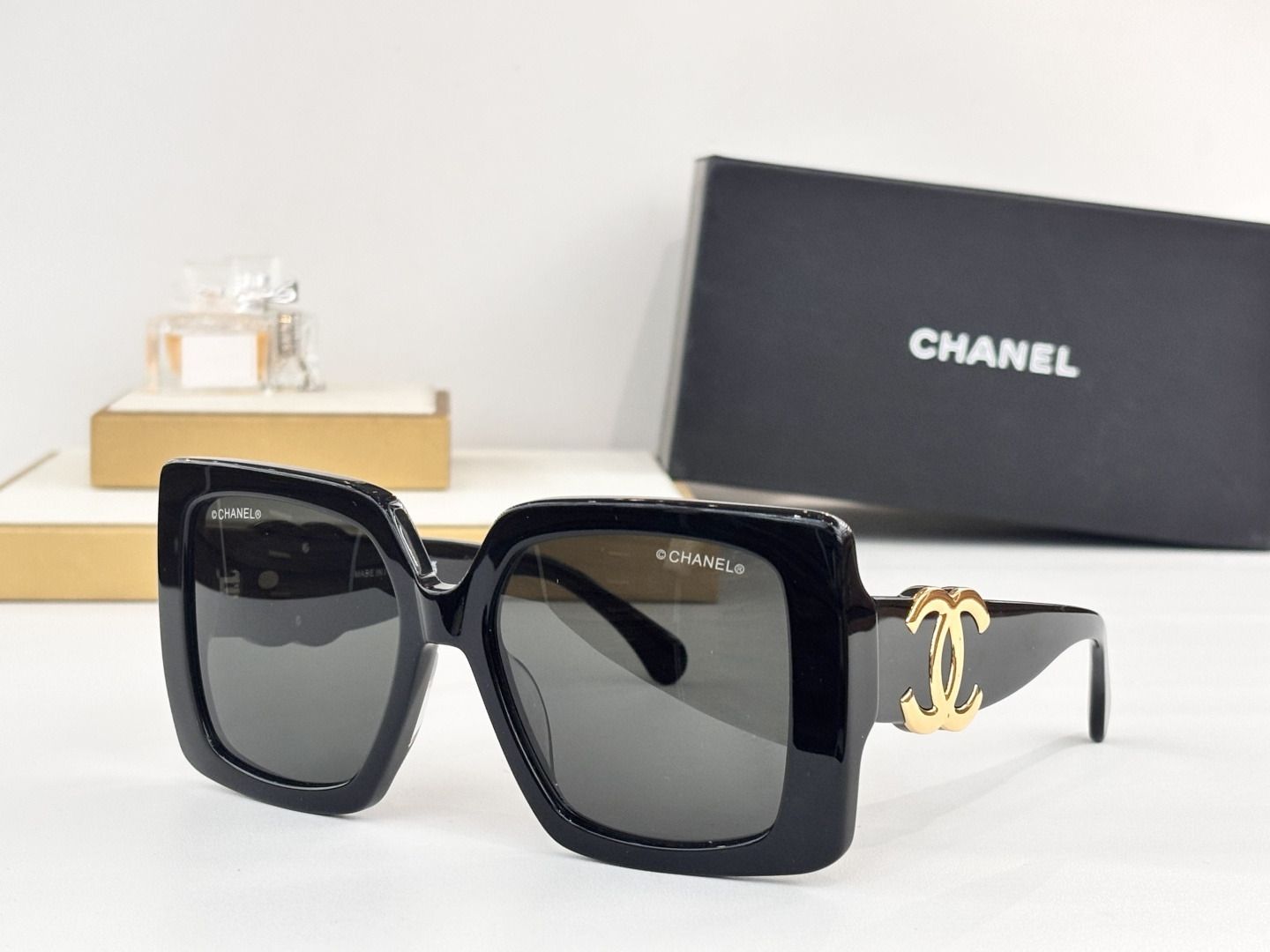 Chanel Luxury Oversized Square Sunglasses with Iconic CC Logo
