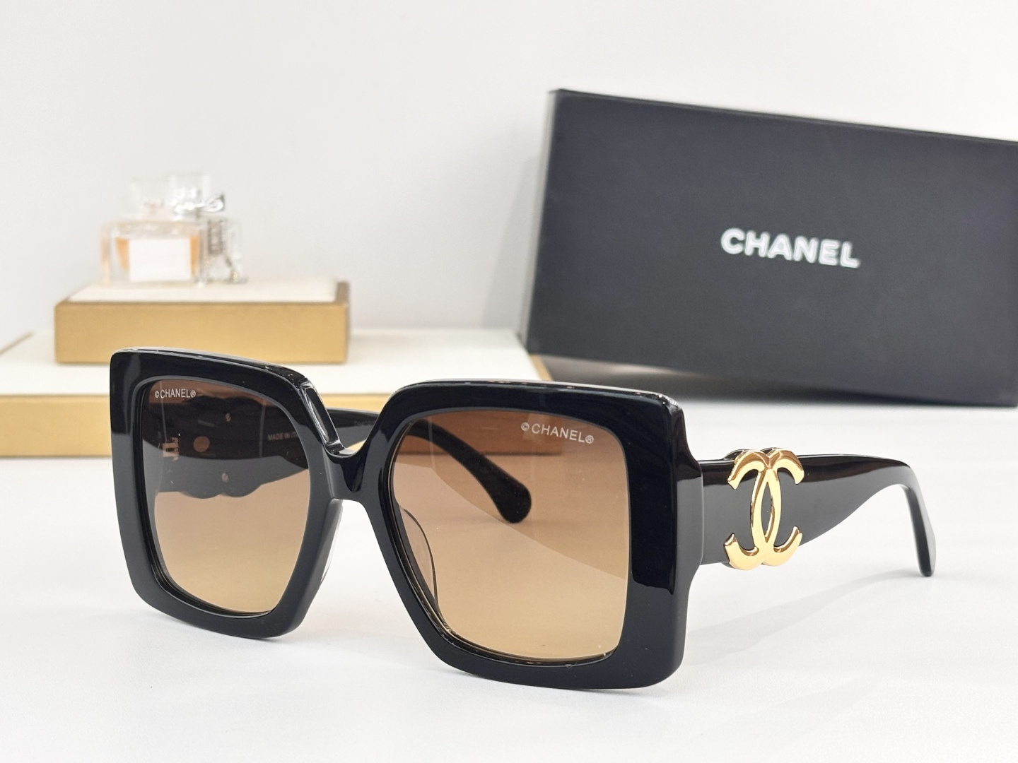 Chanel Luxury Oversized Square Sunglasses with Iconic CC Logo