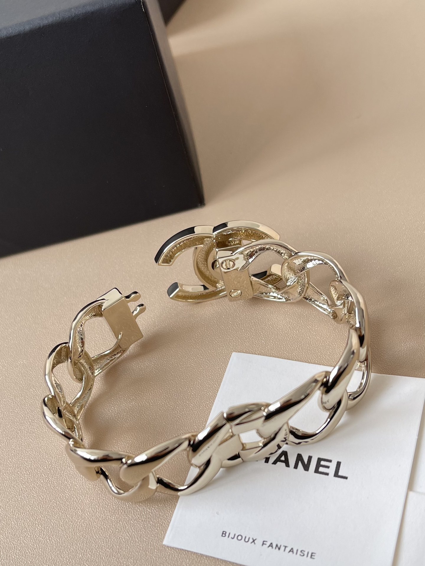 Luxury Chanel CC Logo Chain Link Cuff Bracelet - Gold Tone