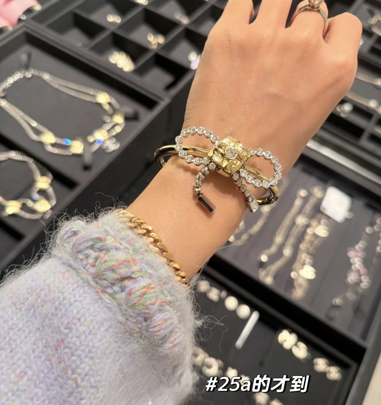 Chanel 2024/25 Métiers d'art Crystal Bow Bangle Gold Cuff