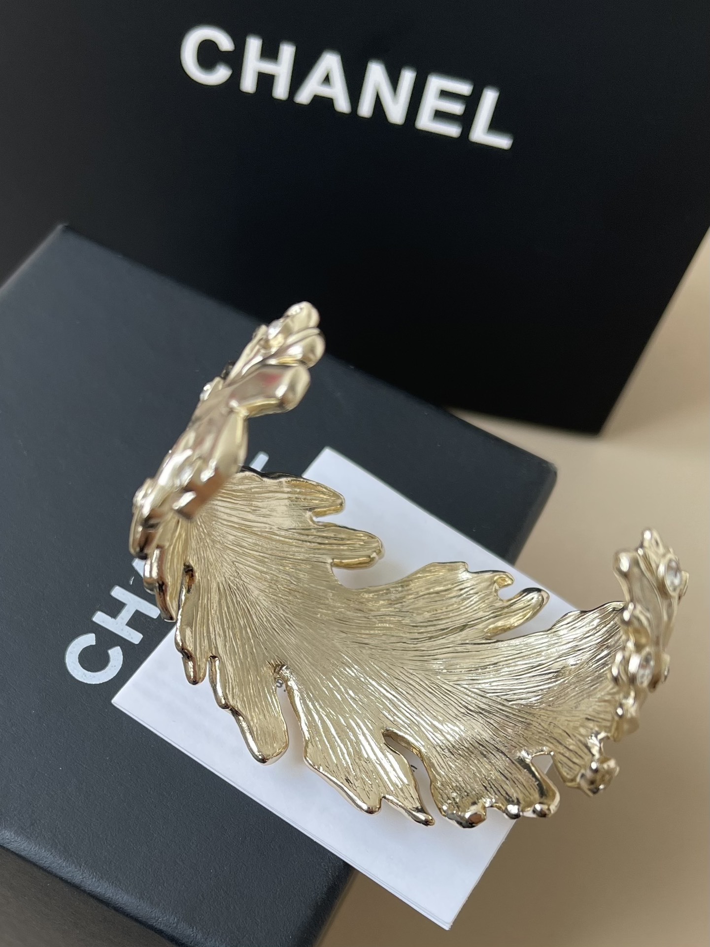Chanel 2025 Spring/Summer Gold Leaf Wide Cuff Bangle with Crystals