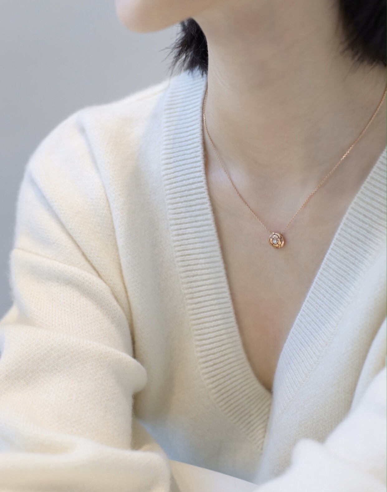 Chanel Extrait de Camélia Necklace 18K Rose Gold with Diamond