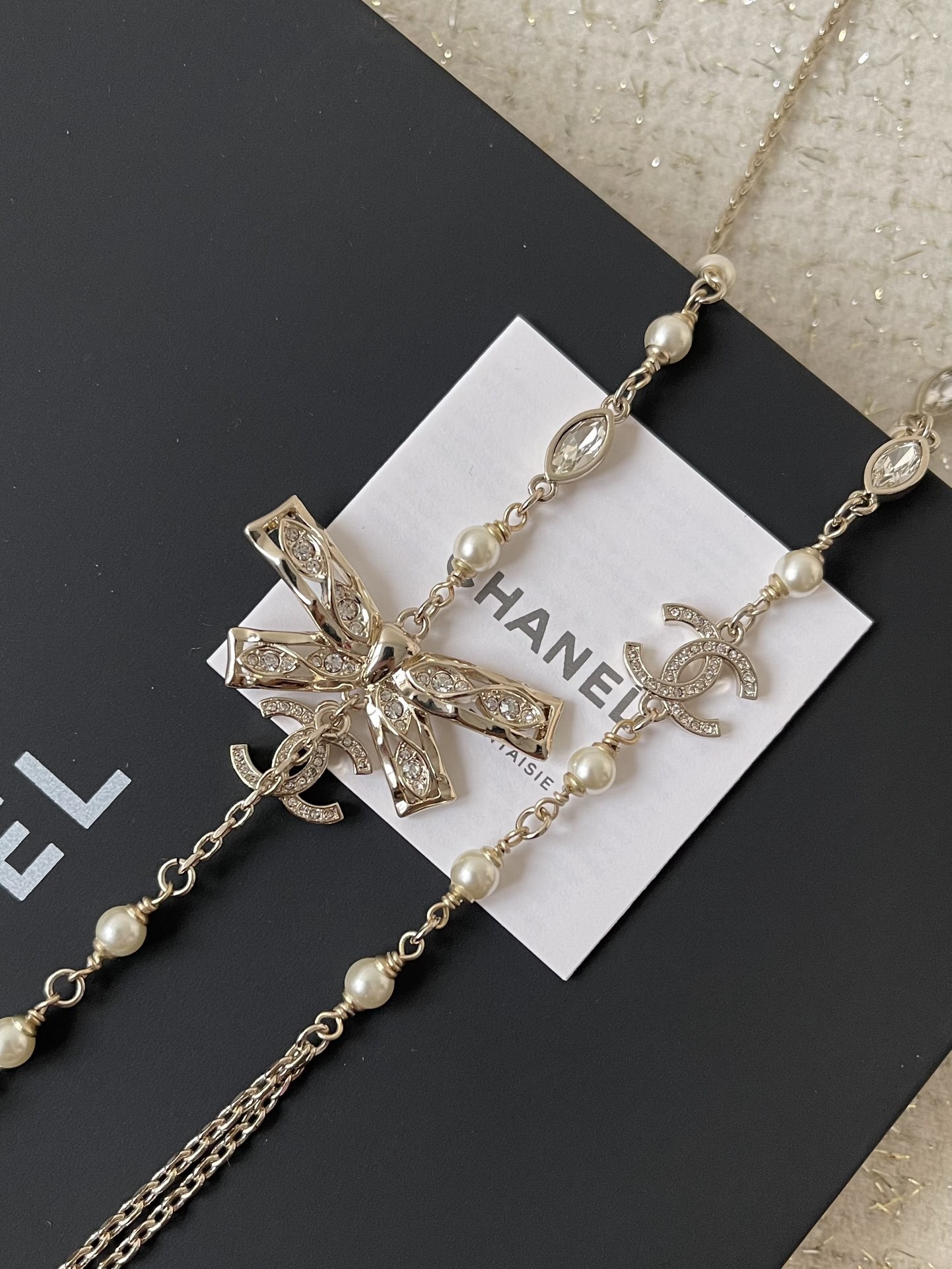 Elegant Crystal Bow & Pearl Long Necklace - Luxury Fashion Jewelry