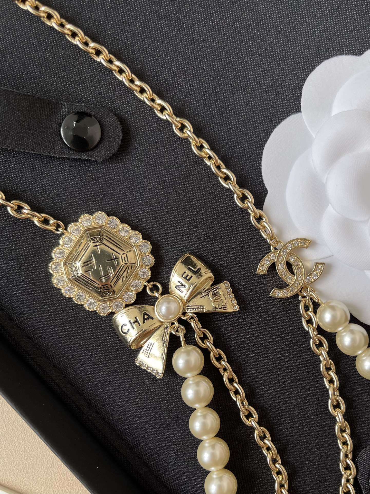 Luxury Chanel Gold Pearl Layered Necklace with Bow & CC Logo