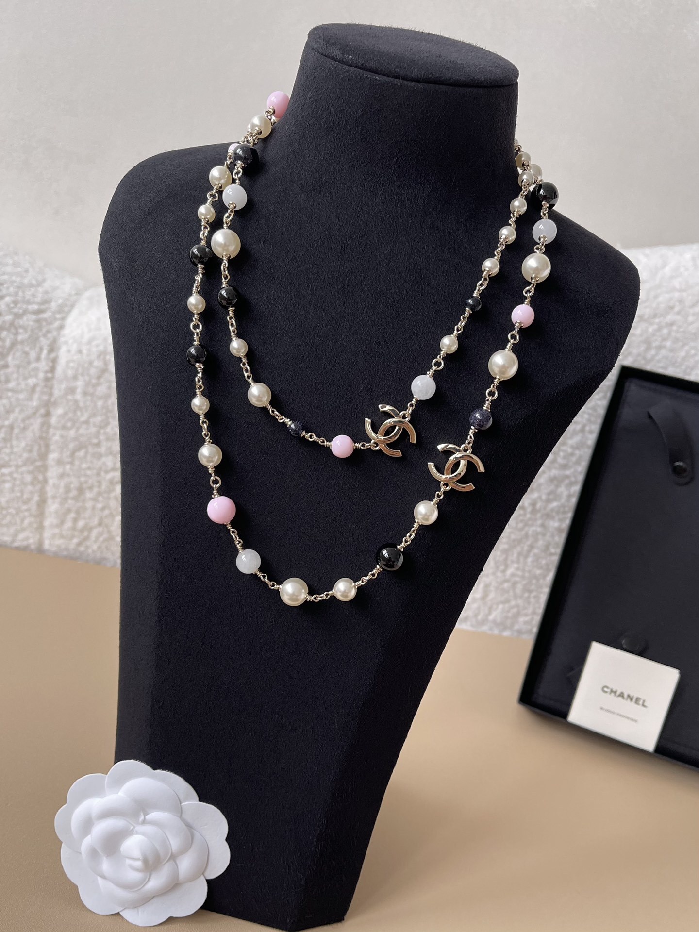 Chanel 2025/26 Long Pearl Necklace with CC Logo Accents