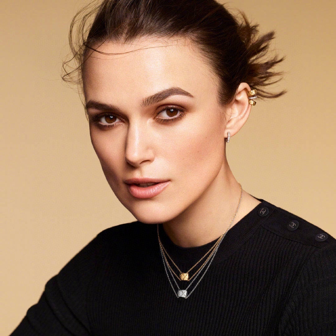 Elegant Double Layer Quilted Pendant Necklace - Luxury Matelassé Style