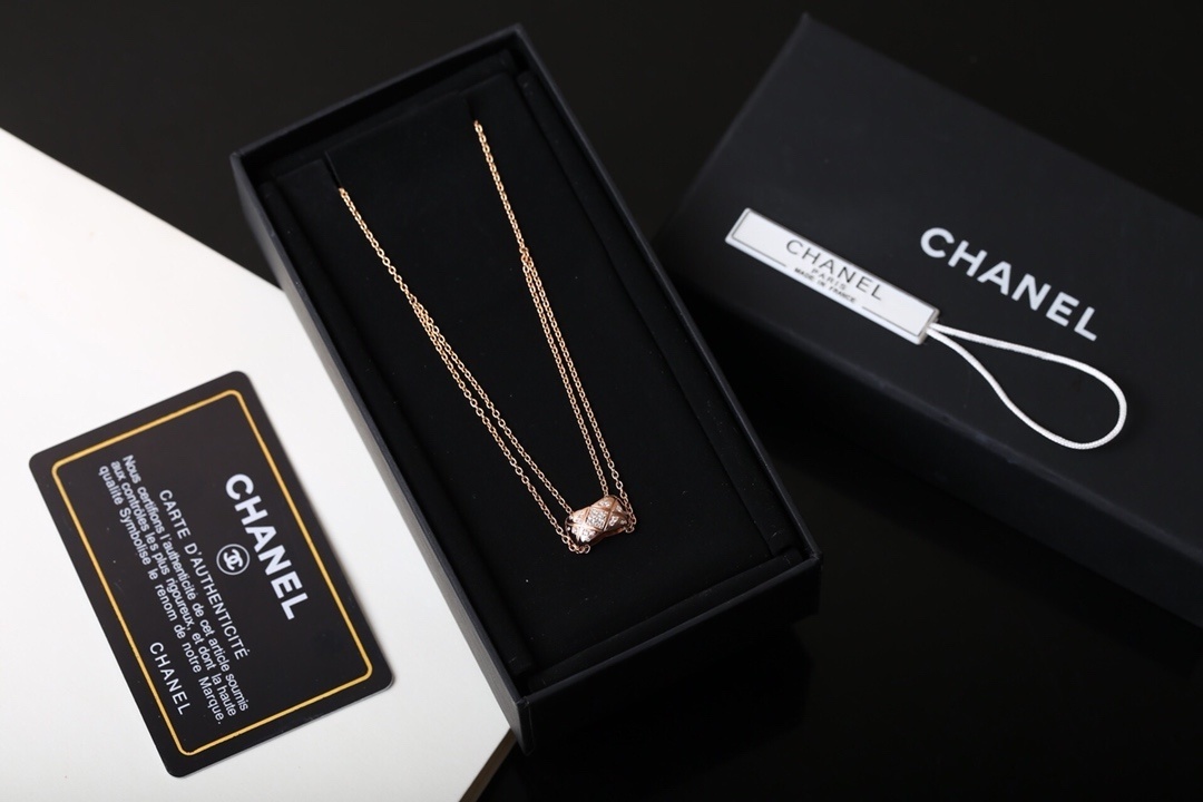 Chanel Style Quilted Matelasse Double Chain Crystal Necklace