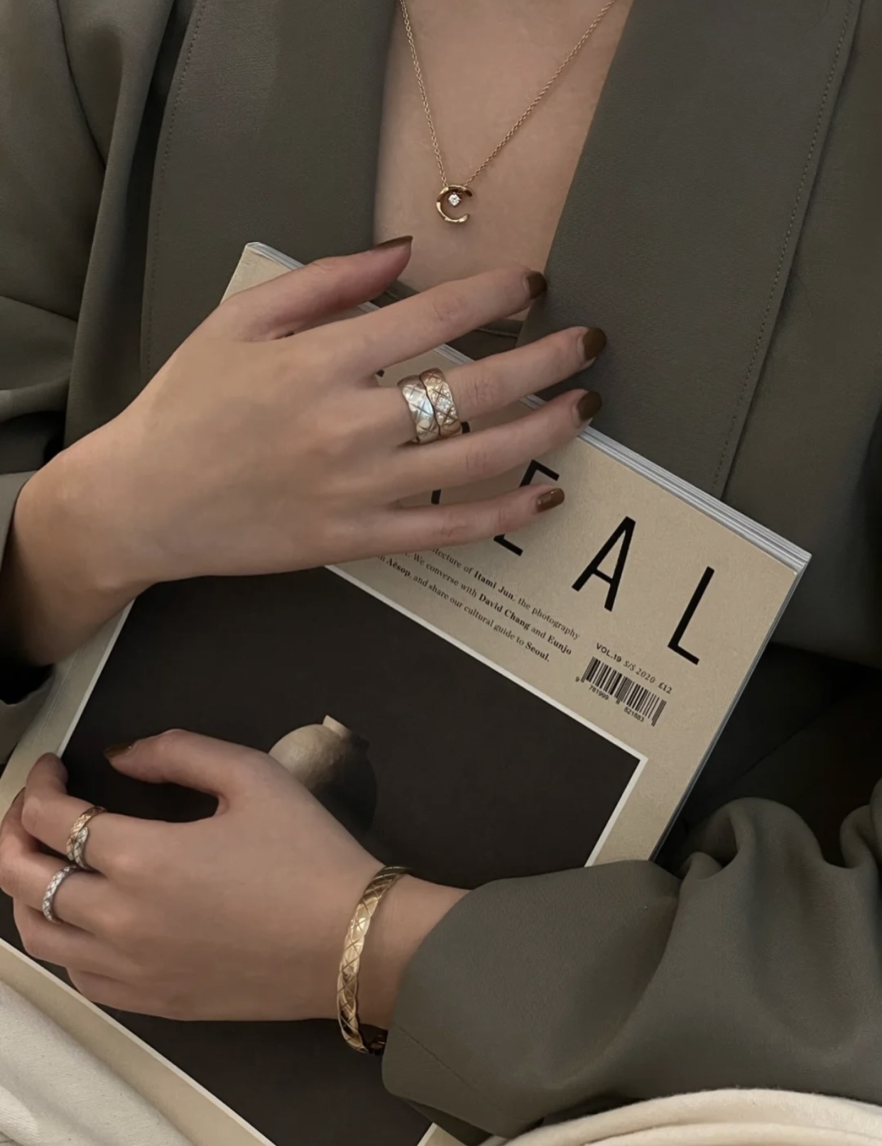 18K Rose Gold Quilted C Pendant Necklace with Brilliant Diamond