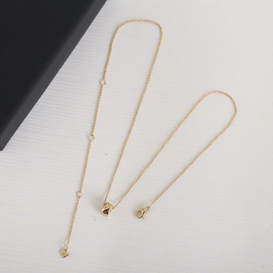 Luxury Quilted Ball Pendant Necklace - Elegant Jewelry for Women