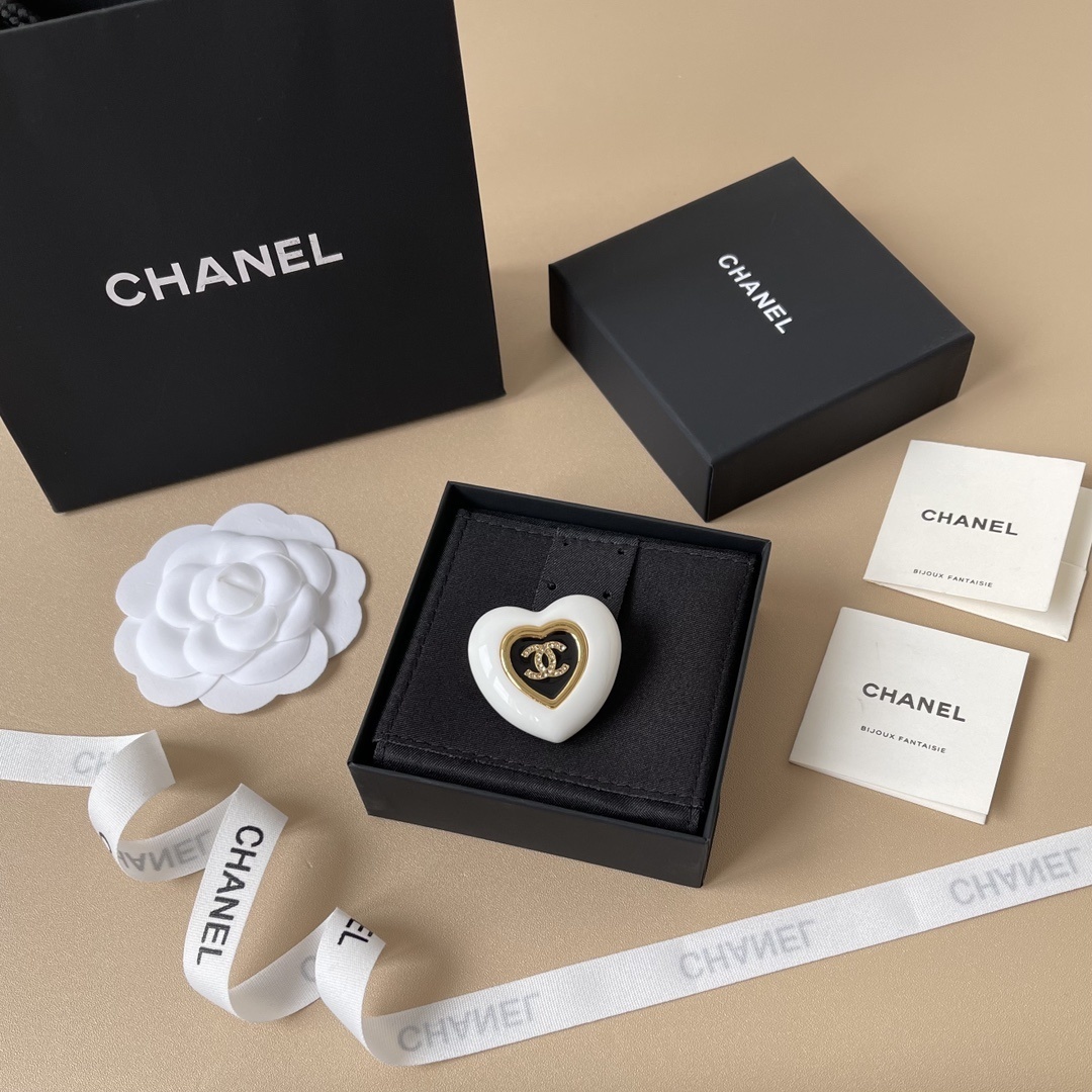 Chanel White Heart Brooch with Crystal CC Logo Luxury Pin