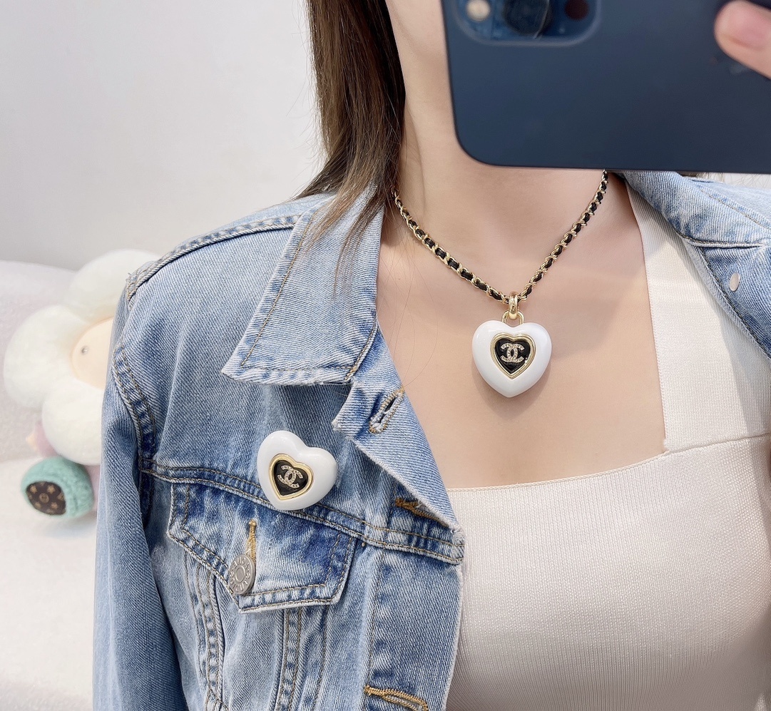 Chanel White Heart Brooch with Crystal CC Logo Luxury Pin